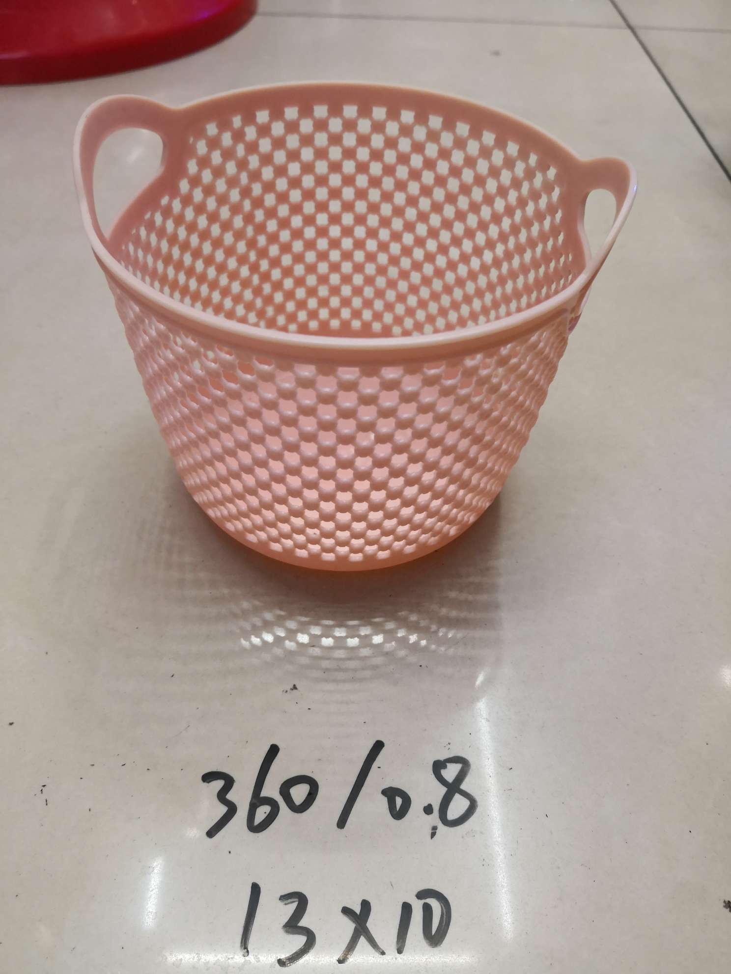 668 Baskets Item Picture