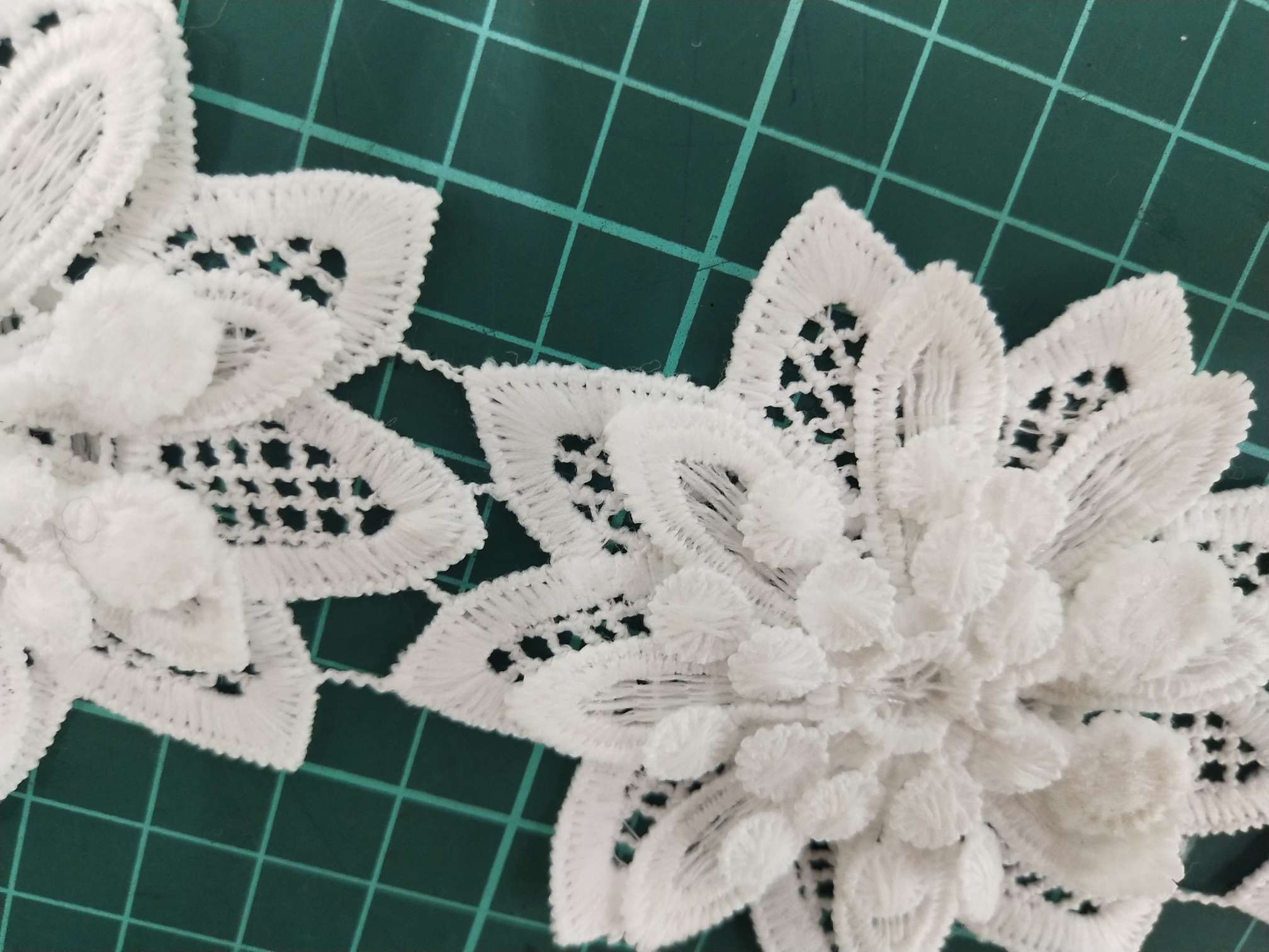 Water-soluble three-dimensional lace flower water-soluble embroidery Specification image