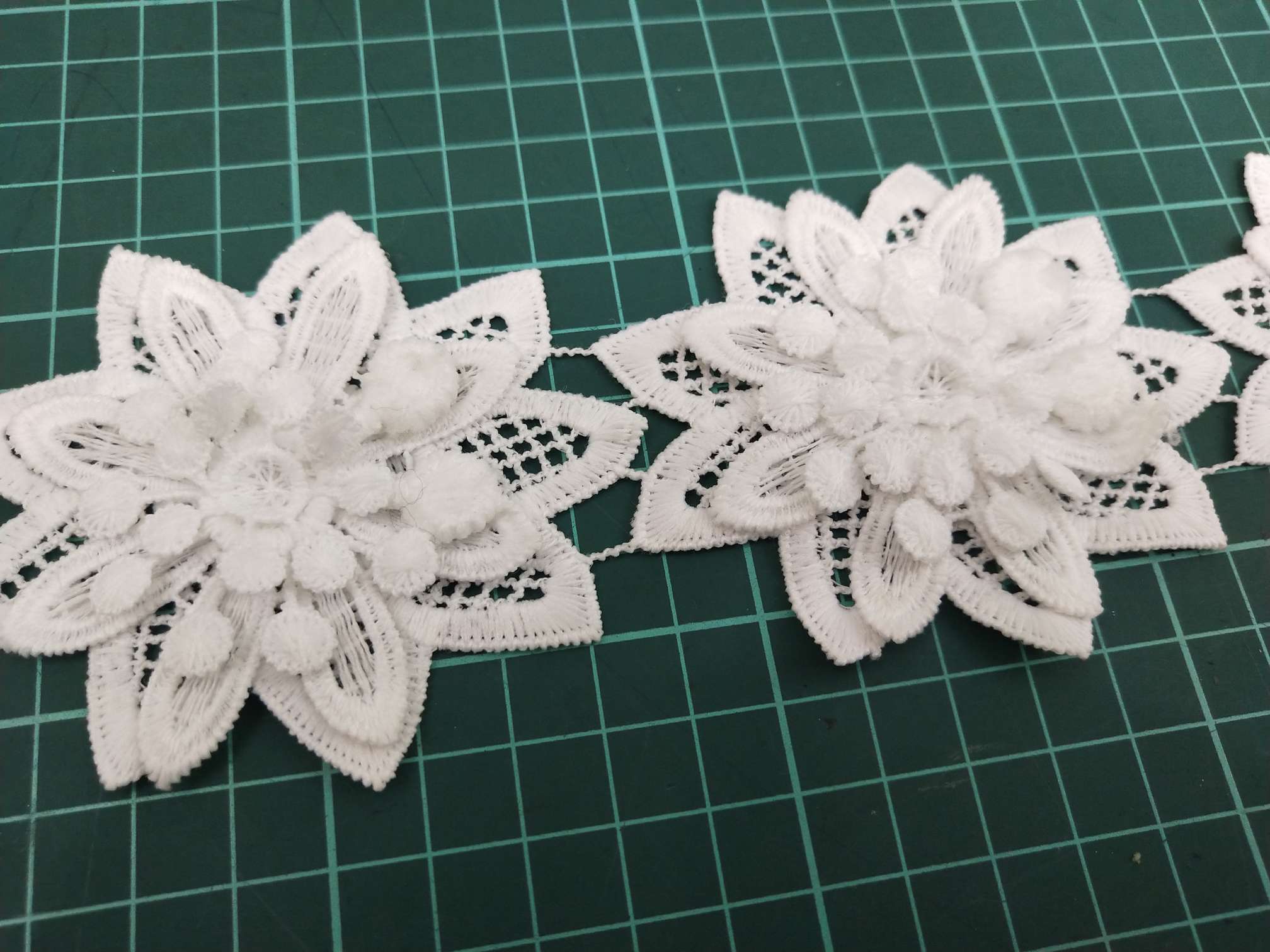 Water-soluble three-dimensional lace flower water-soluble embroidery details Picture