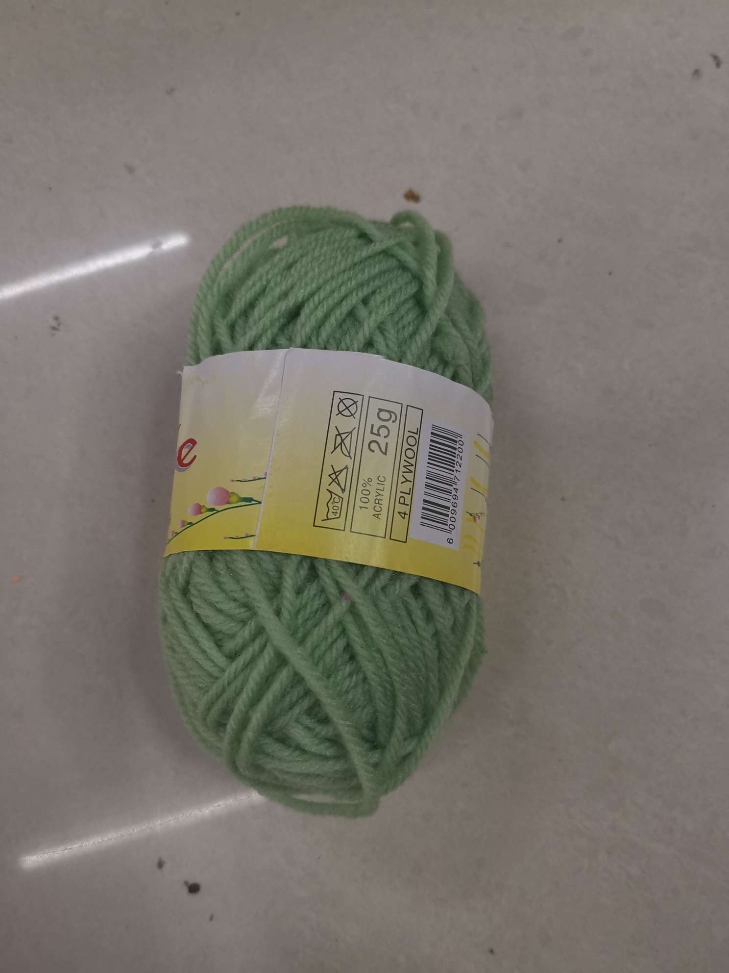 Hot-selling polyester yarn for export, tufted yarn for babies, plush yarn for toys, hair yarn for dolls, diy handmade yarn Item Picture