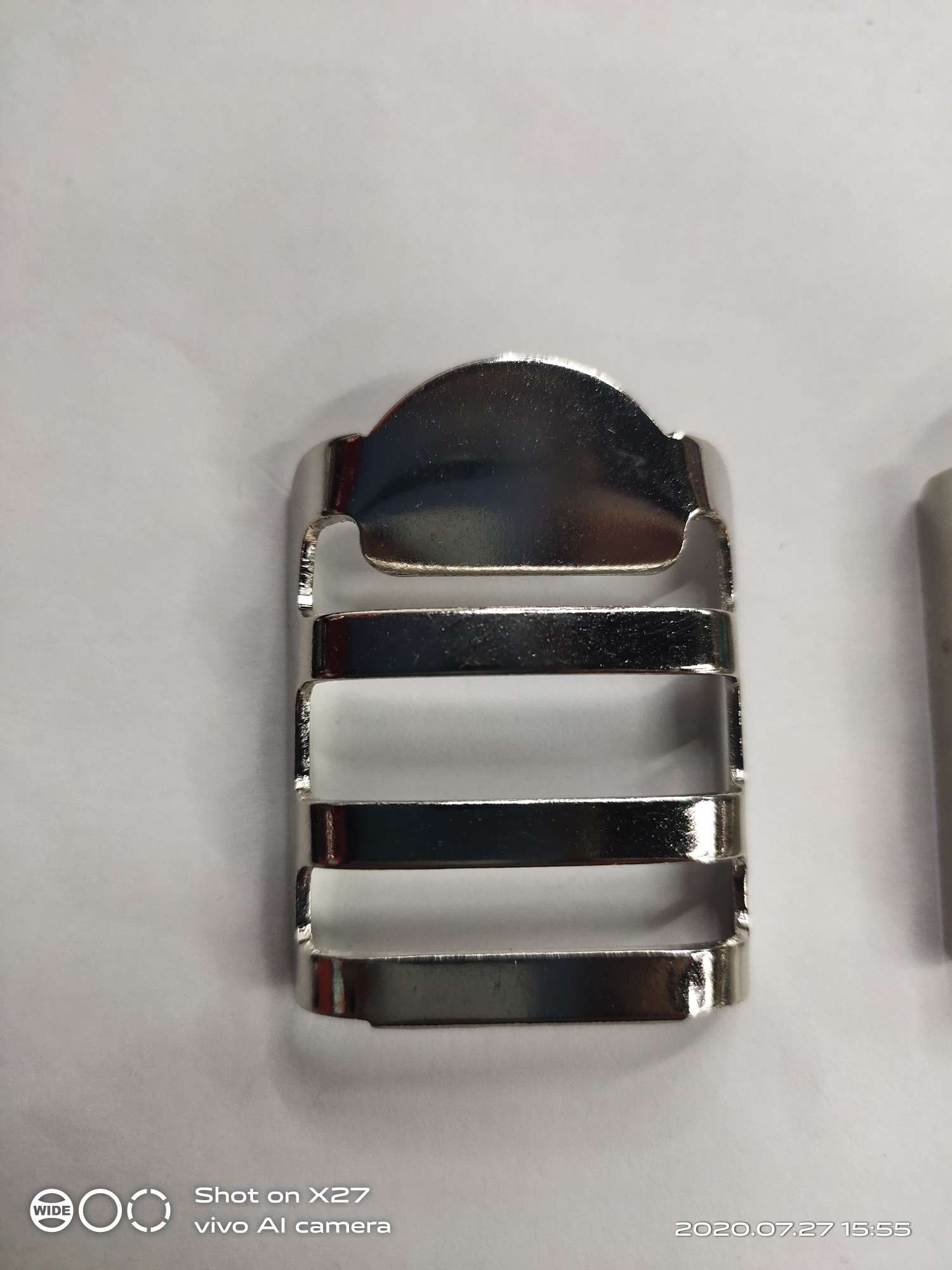There are various models of schoolbag buckles Application Scenario