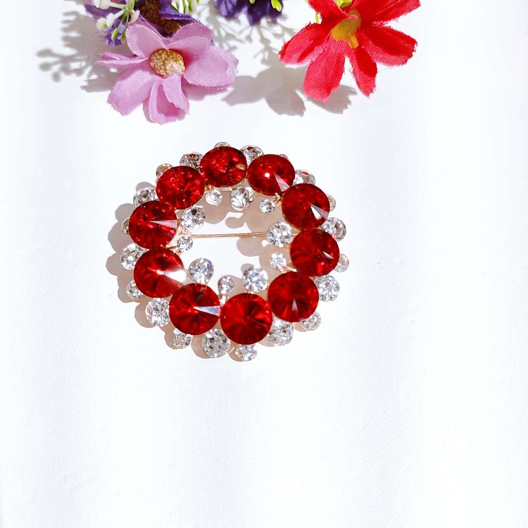 High-end Korean version diamond-encrusted glass cartoon ins fruit cute brooch Sunflower brooch anti-glare clothing accessories undefined