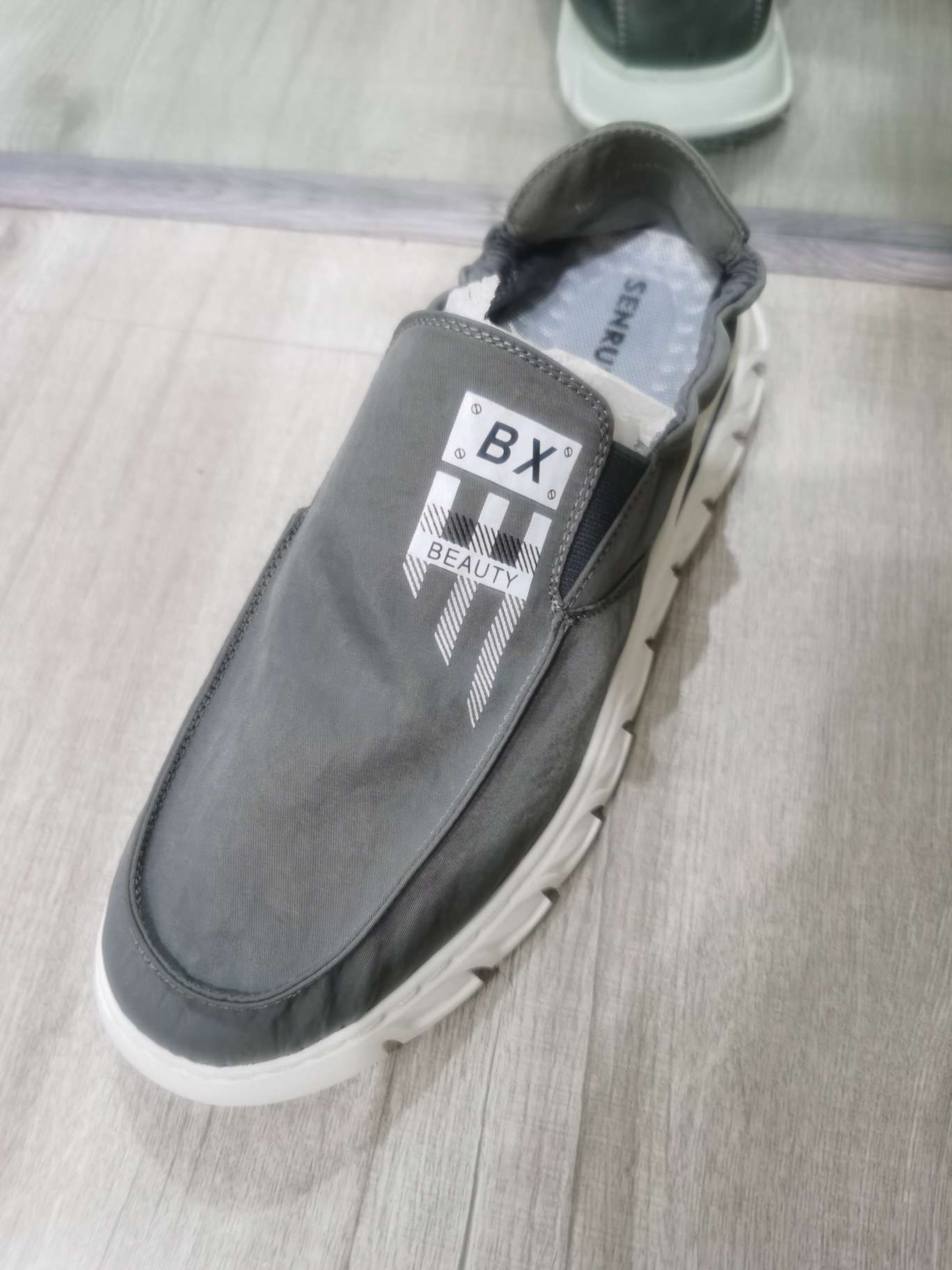 Shoes Men Summer Breathable Deodorant Shoes Trend All Casual Shoes 0658 Cloth Shoes A Slip-On Lazy Old Beijing Cloth Shoes details Picture