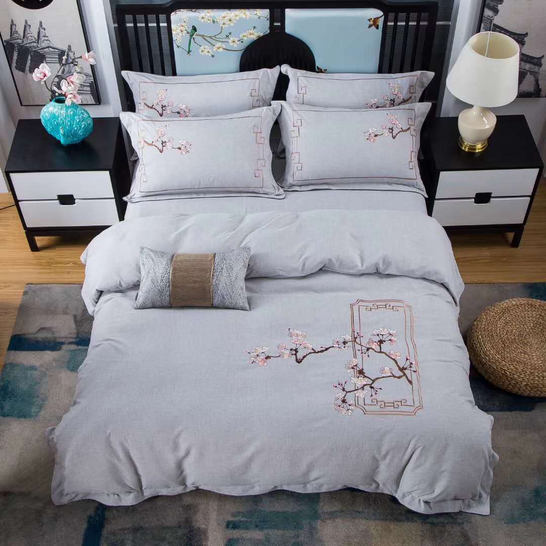 A new Chinese-style embroidered four-piece set undefined