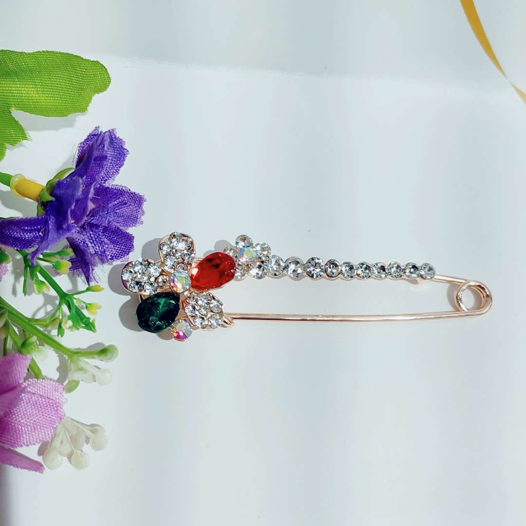 Brooch, women's corsage accessory, crystal imitation coat pin, fashionable and versatile, Korean luxury and grandeur undefined