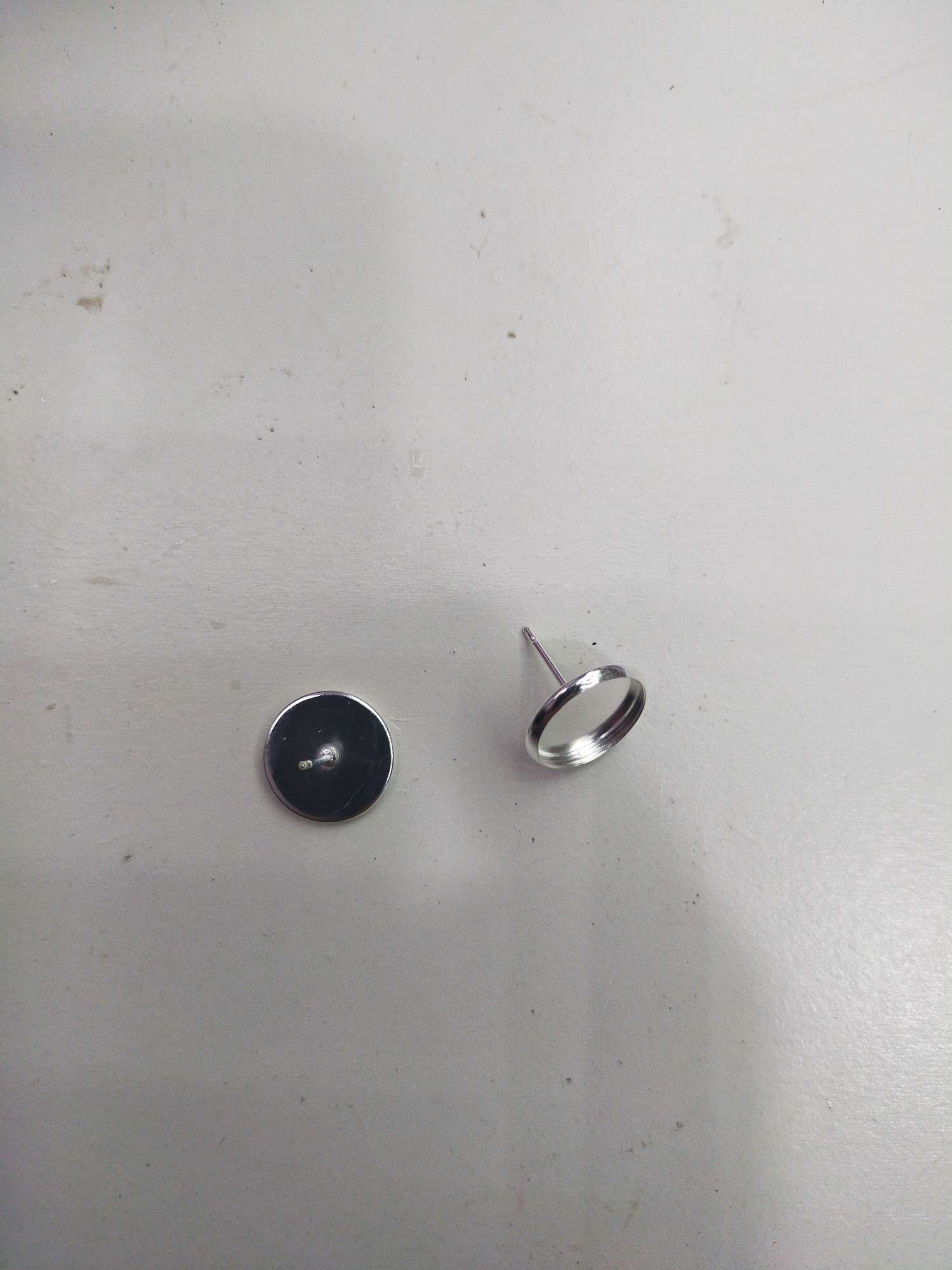 12#内盘耳钉…银