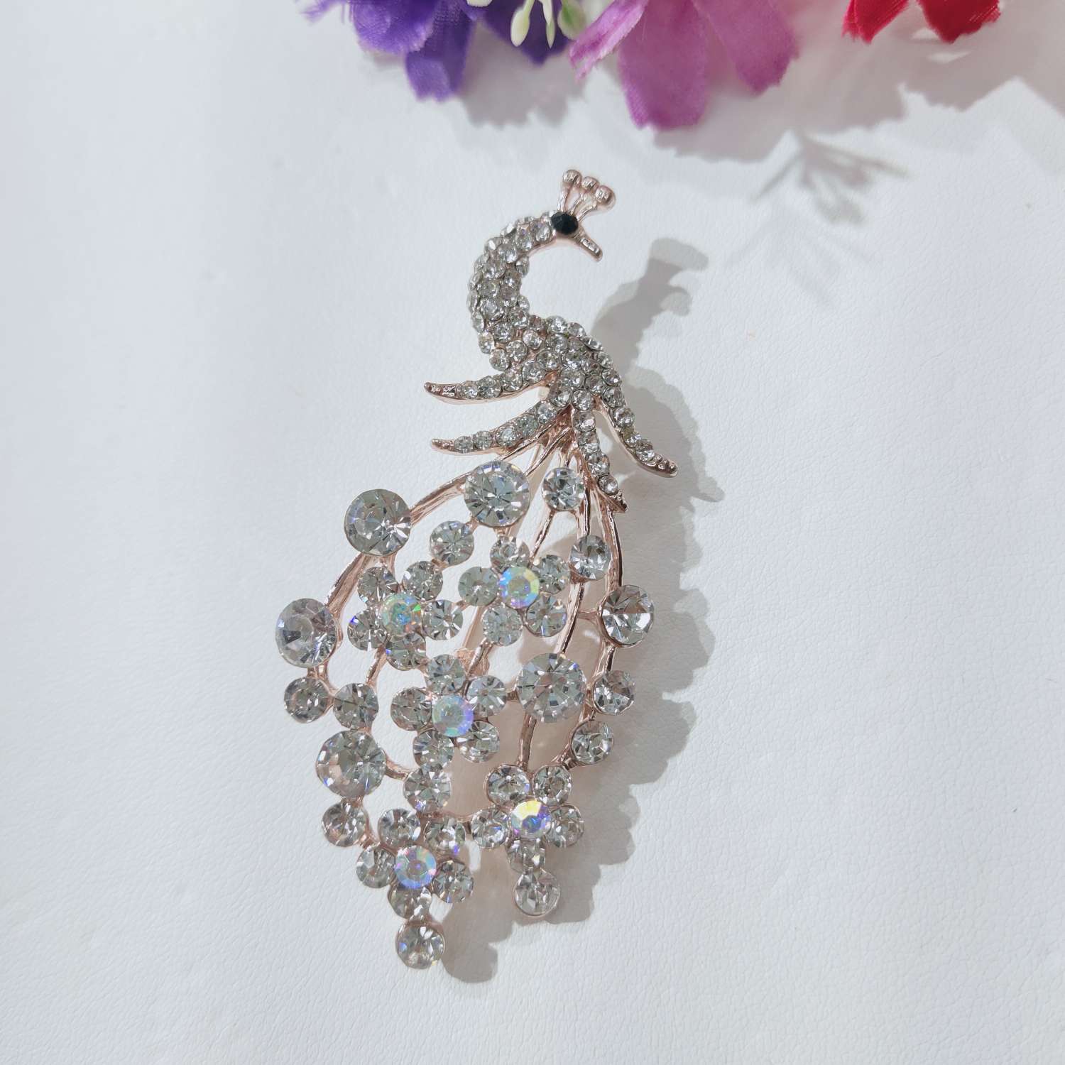 High-end Korean version diamond-encrusted cartoon ins pearl rainbow brooch Sunflower brooch anti-glare clothing accessories undefined