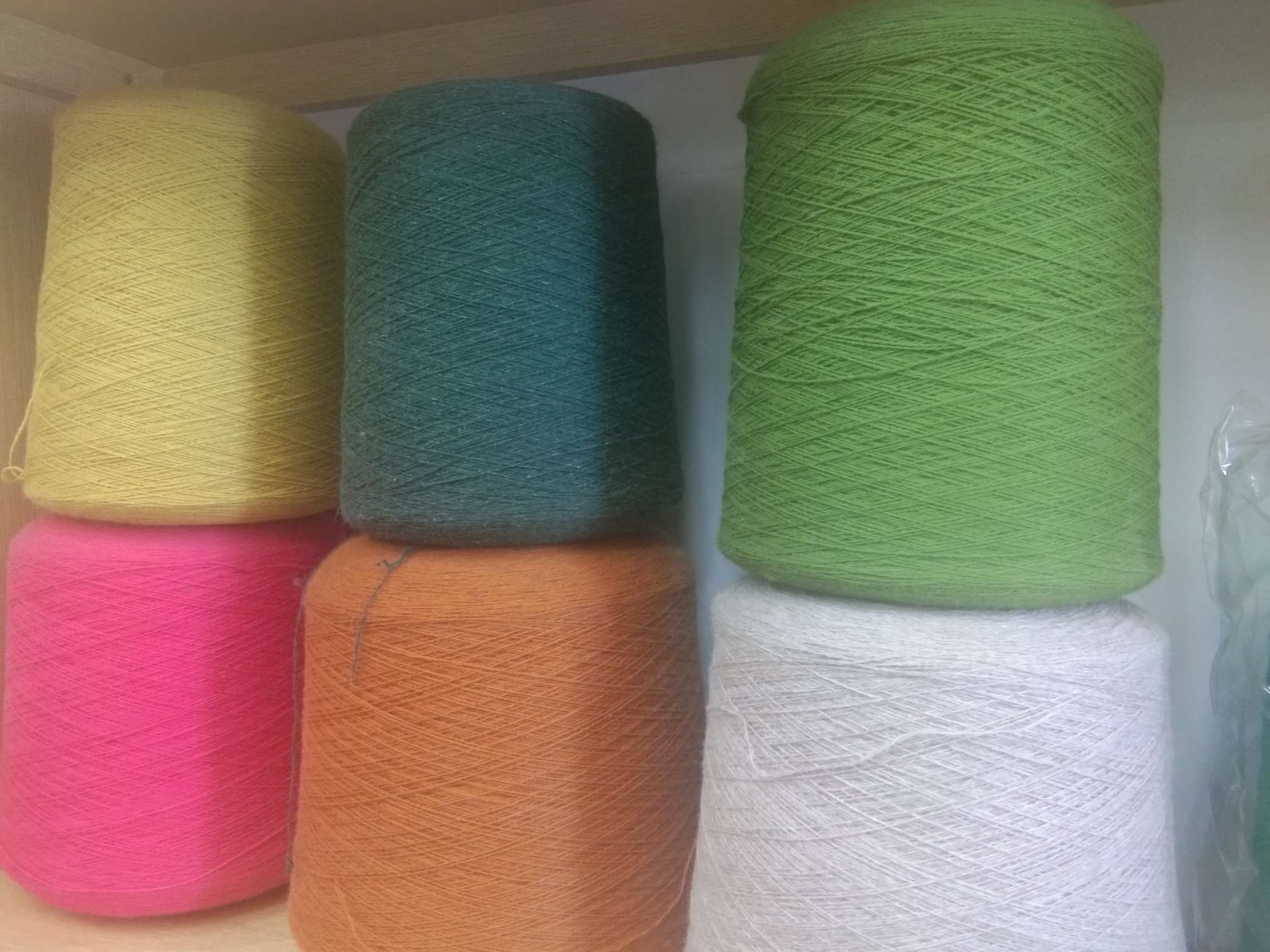 80% cashmere