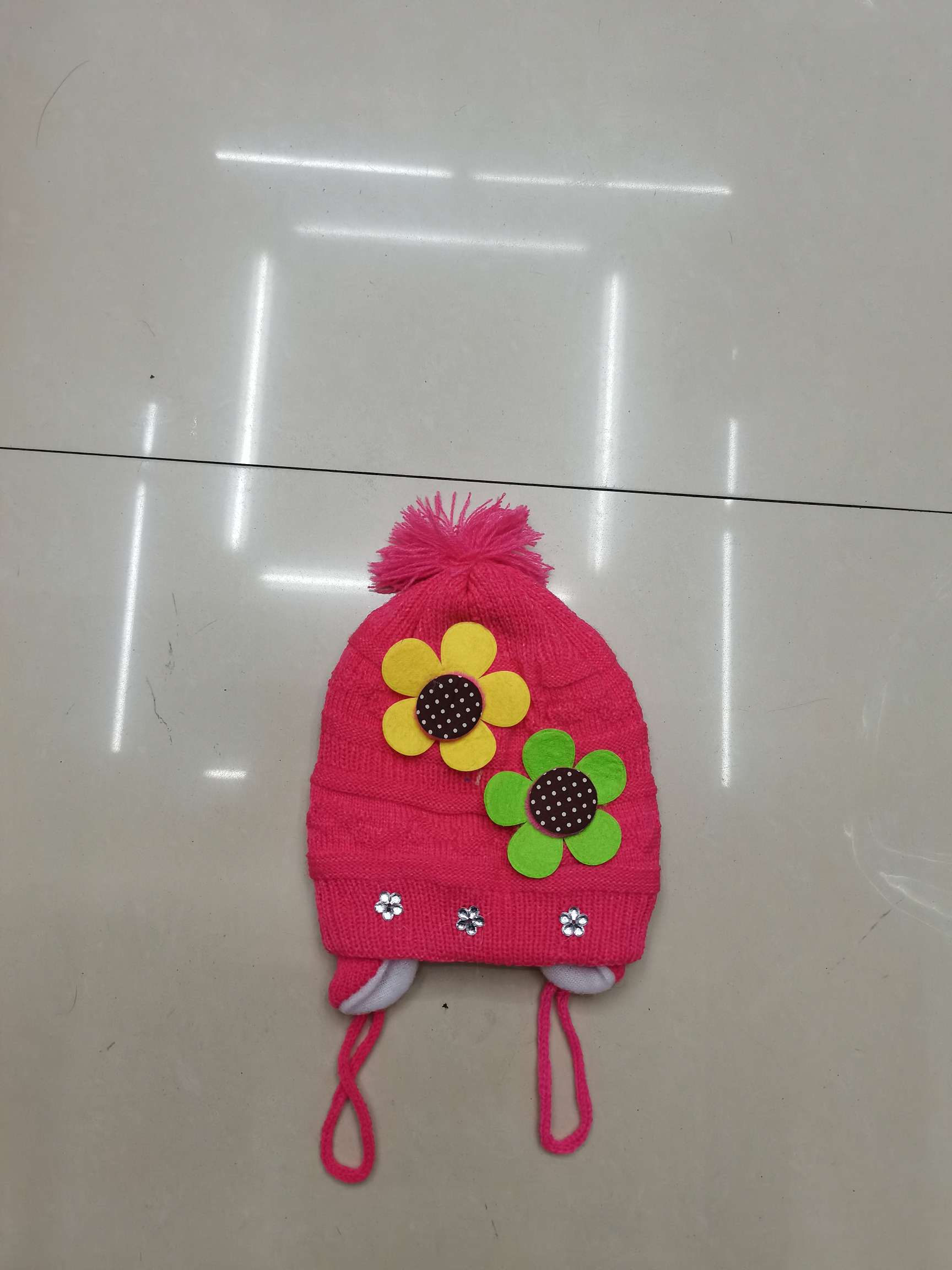 Sunflower baby hat thumbnail