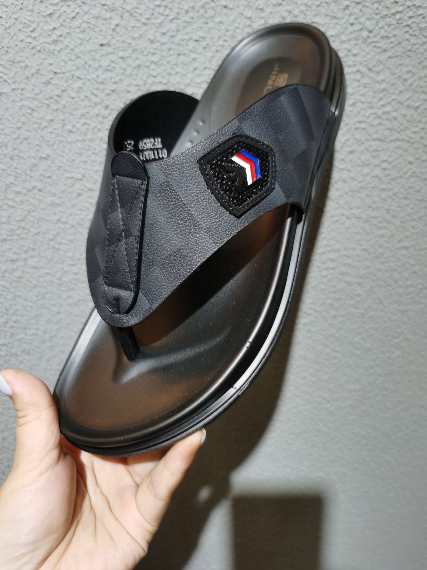 Wholesale 2022 Summer Men's Leather Casual Non-Slip Beach Shoes Men 2859 Beach Shoes Soft Sole Head Layer Cowhide Middle-Aged Slippers Specification drawing