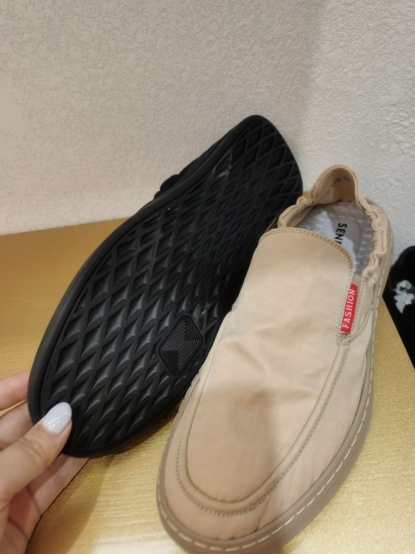 Shoes Men Summer Breathable Deodorant Shoes Fashion Casual Shoes 0608 Cloth Shoes A Slip-On Lazy Old Beijing Cloth Shoes Application Scenario