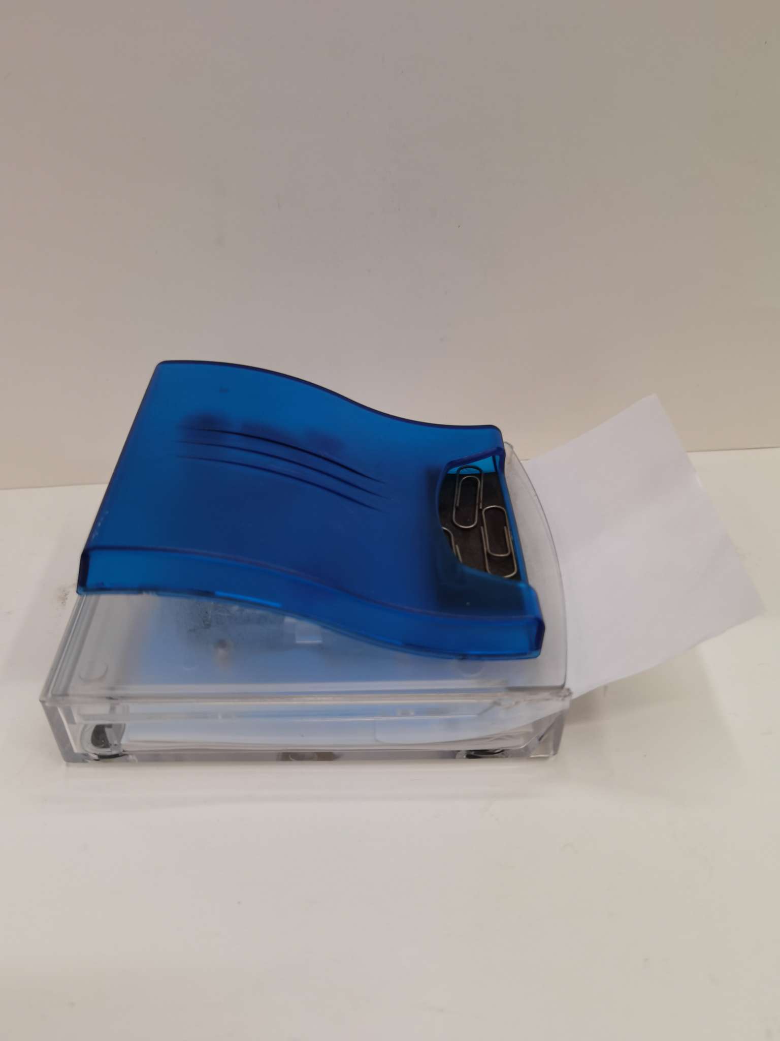 桥拱型塑料吐纸机产品图