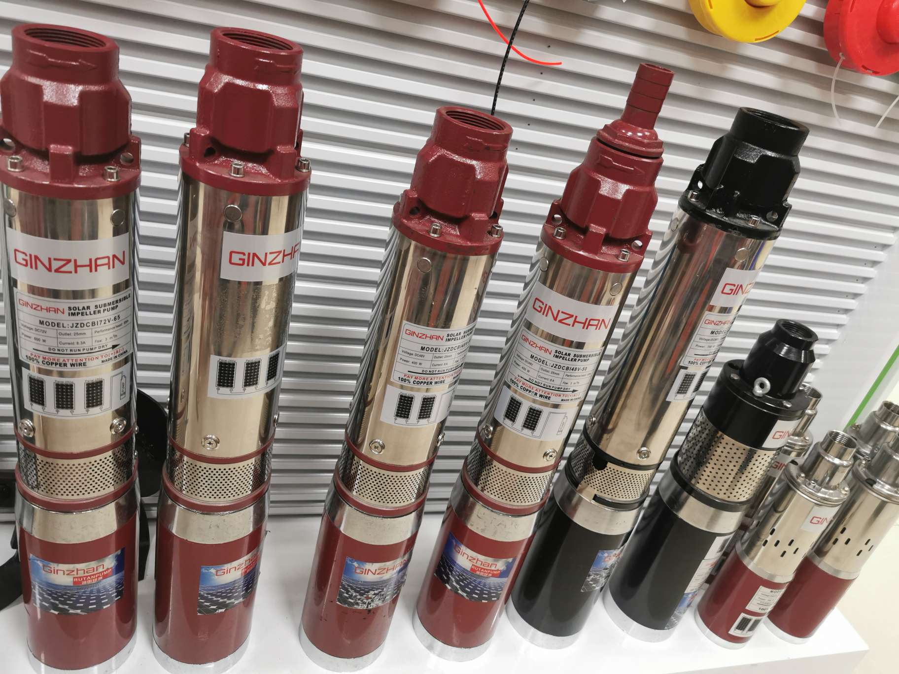 太阳能水泵产品图