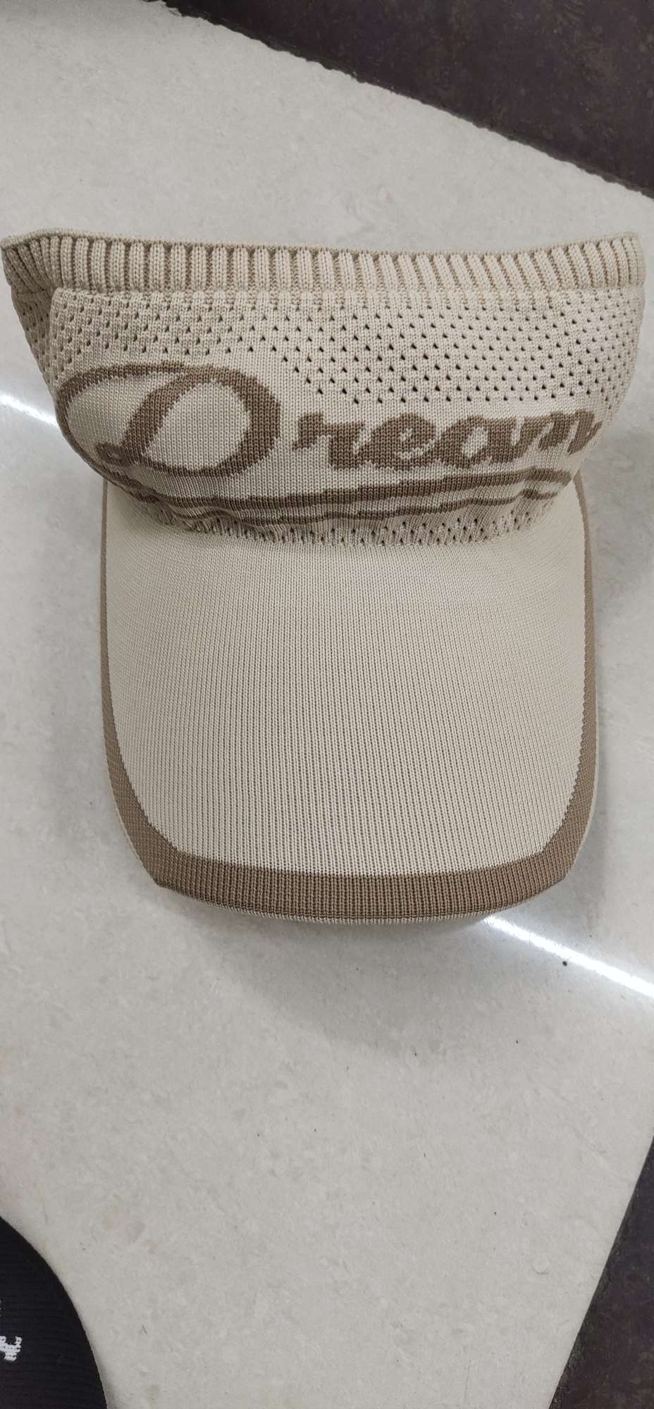 Empty Hat 23