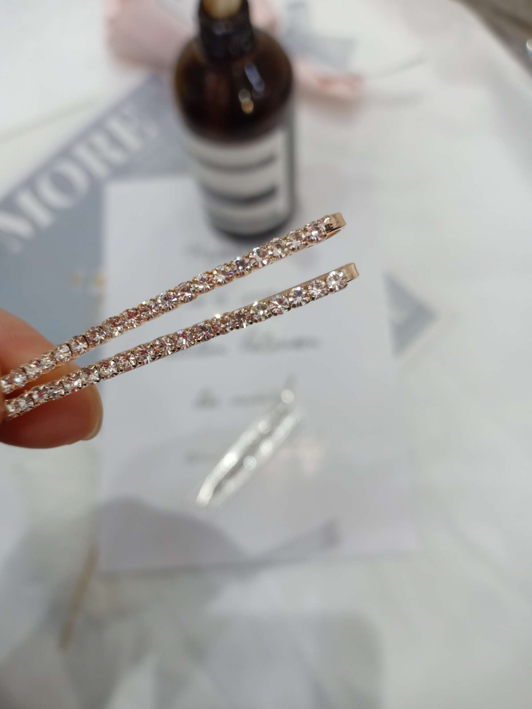 The Same Style Hair Clips, Straight Clips, Bangs Clips, Side Clips And Hair Accessories As Those Worn By Dilraba And Jennie Kim Application Scenario