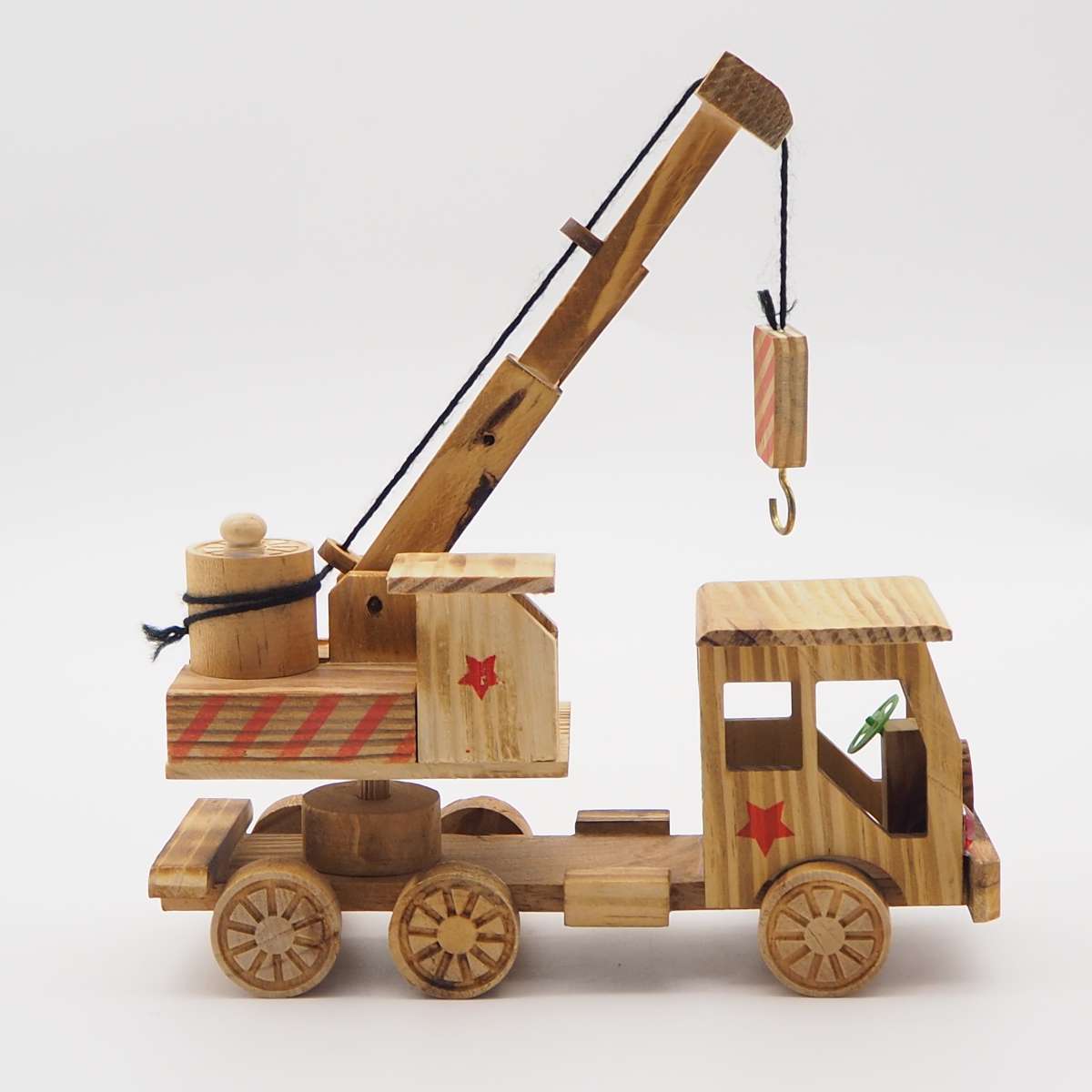 Wooden craft toy crane Item Picture