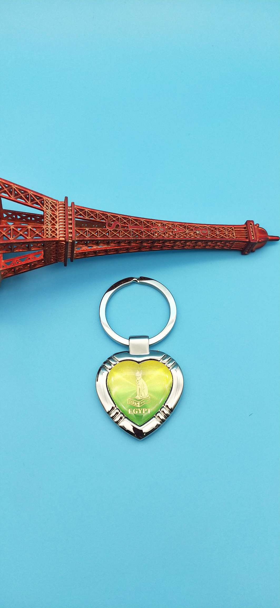 Heart-shaped keychain Specification image