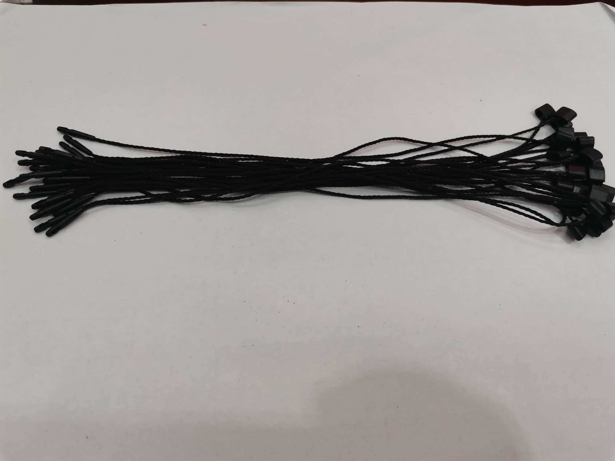 厂家直销日式扣涤纶通用黑色吊粒产品图