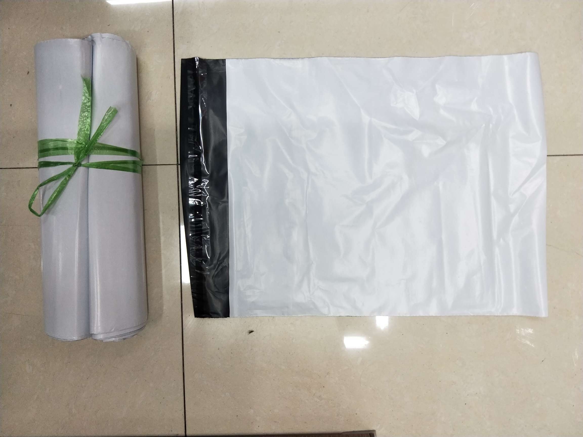 35*45   白色快递袋