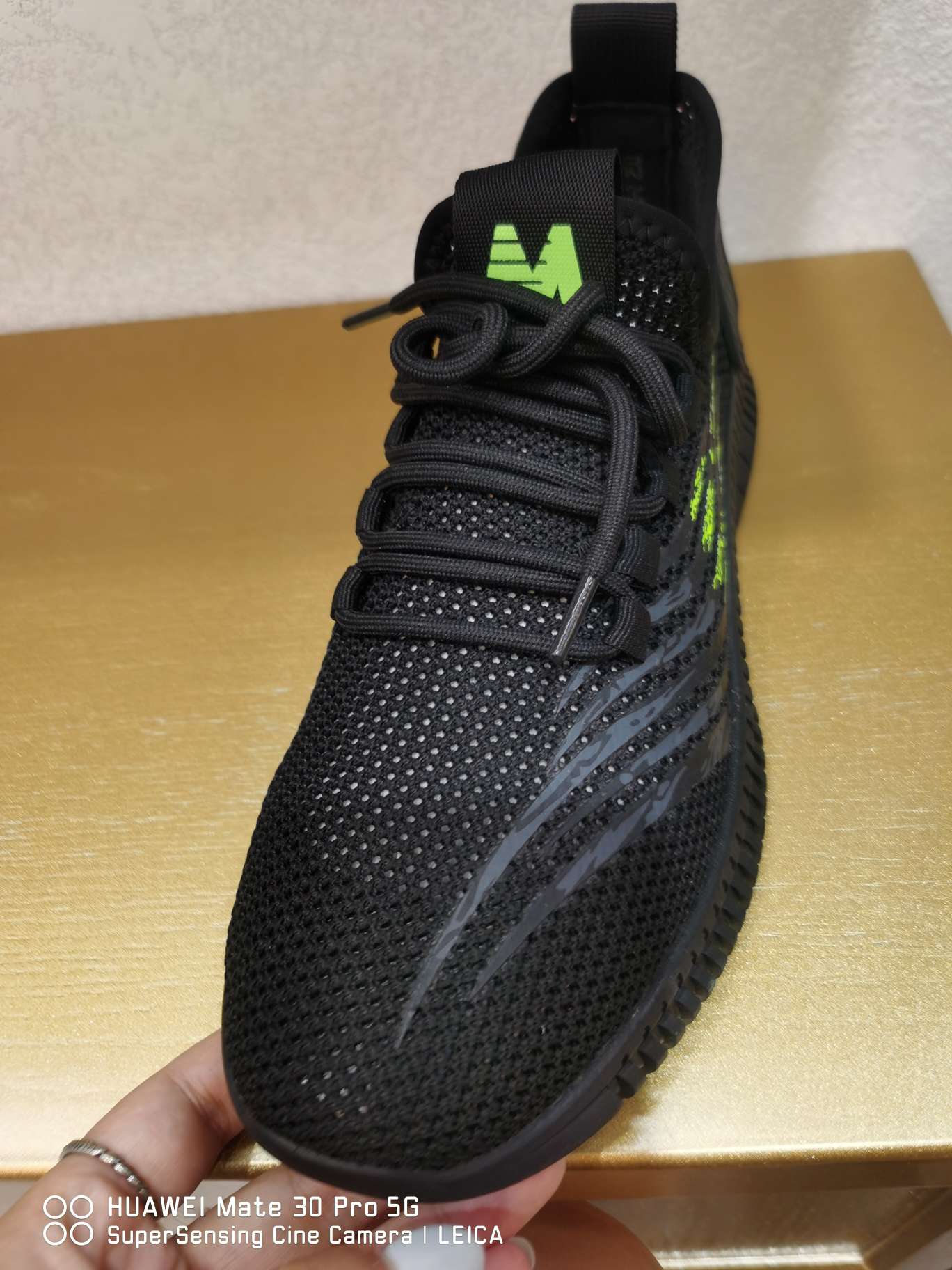 Summer Fly Knitting Sneakers 2023 New Shoes Men's Casual Shoes 550 Fly Knitting Korean Version Of The Trend Running Shoes details Picture