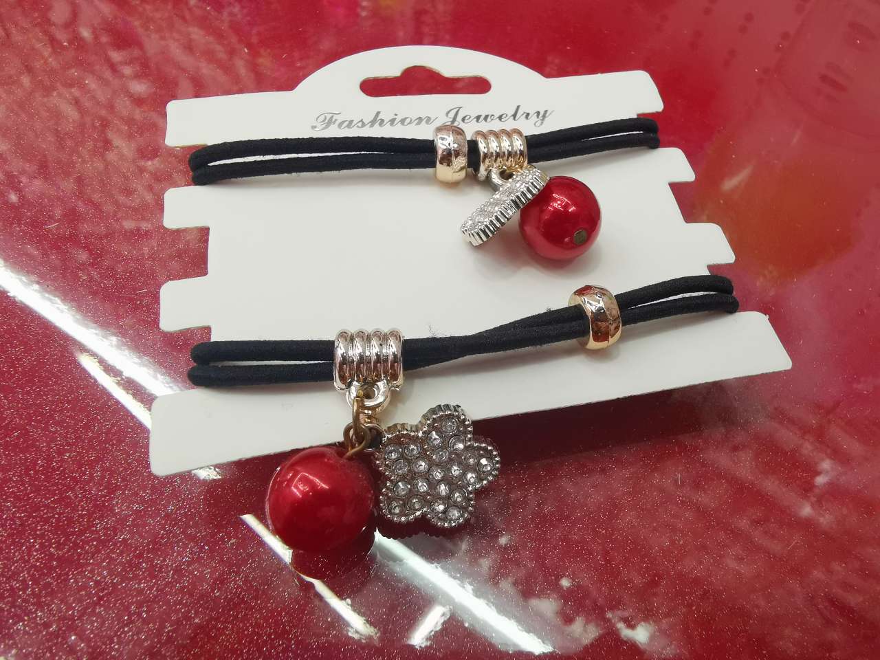 Leather Band Pendant + Red Beads (100 pack) thumbnail