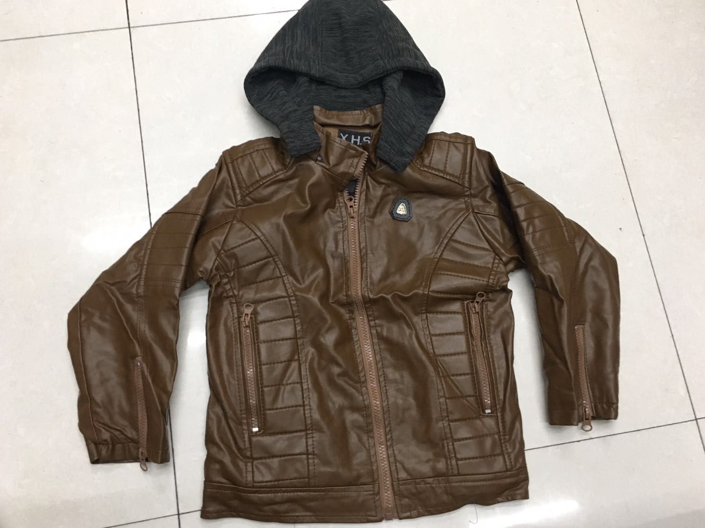 男童皮衣夹克