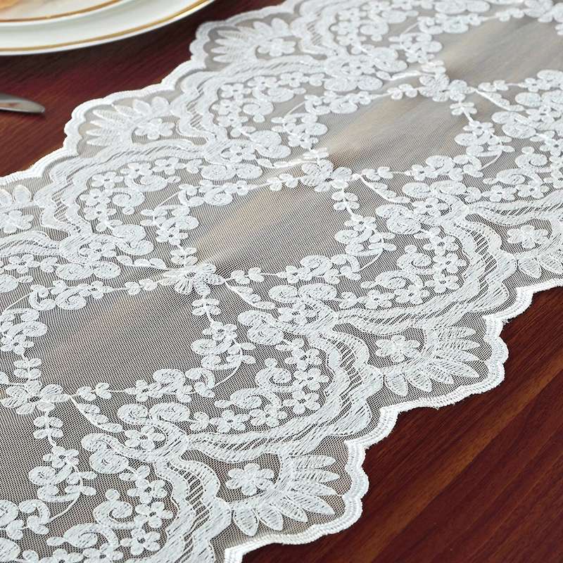 Factory direct sales of simple European-style table flags, lace fabric tablecloths, coffee table flags, white TV cabinets, country-style (30*180cm table flags) undefined