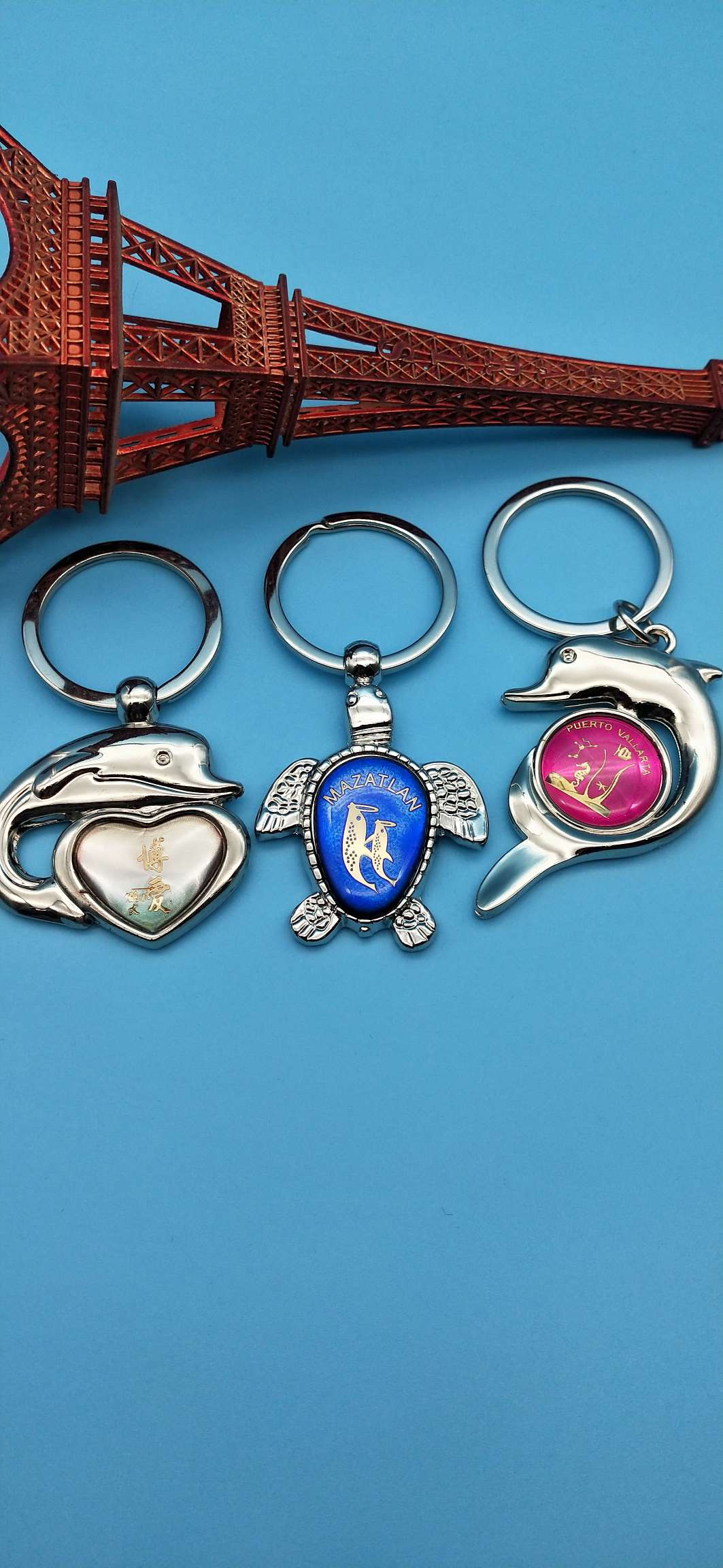 Marine fish-shaped keychain