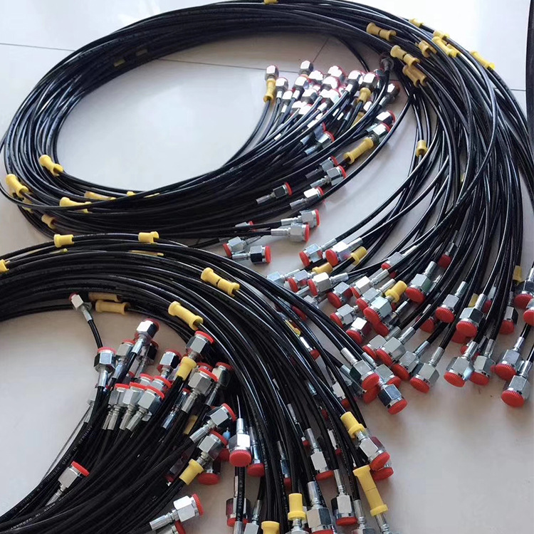 Black nylon resin tubes for automotive return oil pipes, heat-resistant and pressure-resistant steel wire wound PA hoses are available in stock