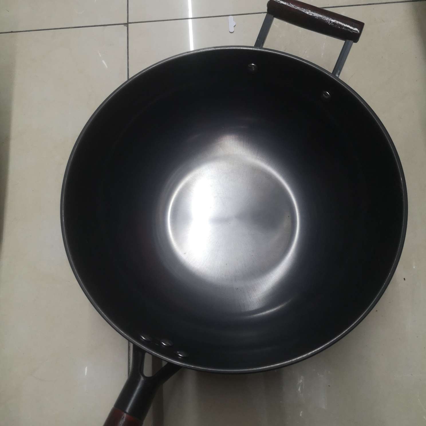 32CM non-embroidered iron pot thumbnail