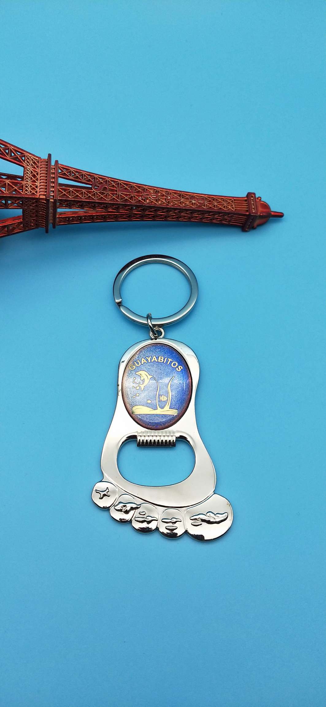 Foot CD-patterned keychain Application Scenario