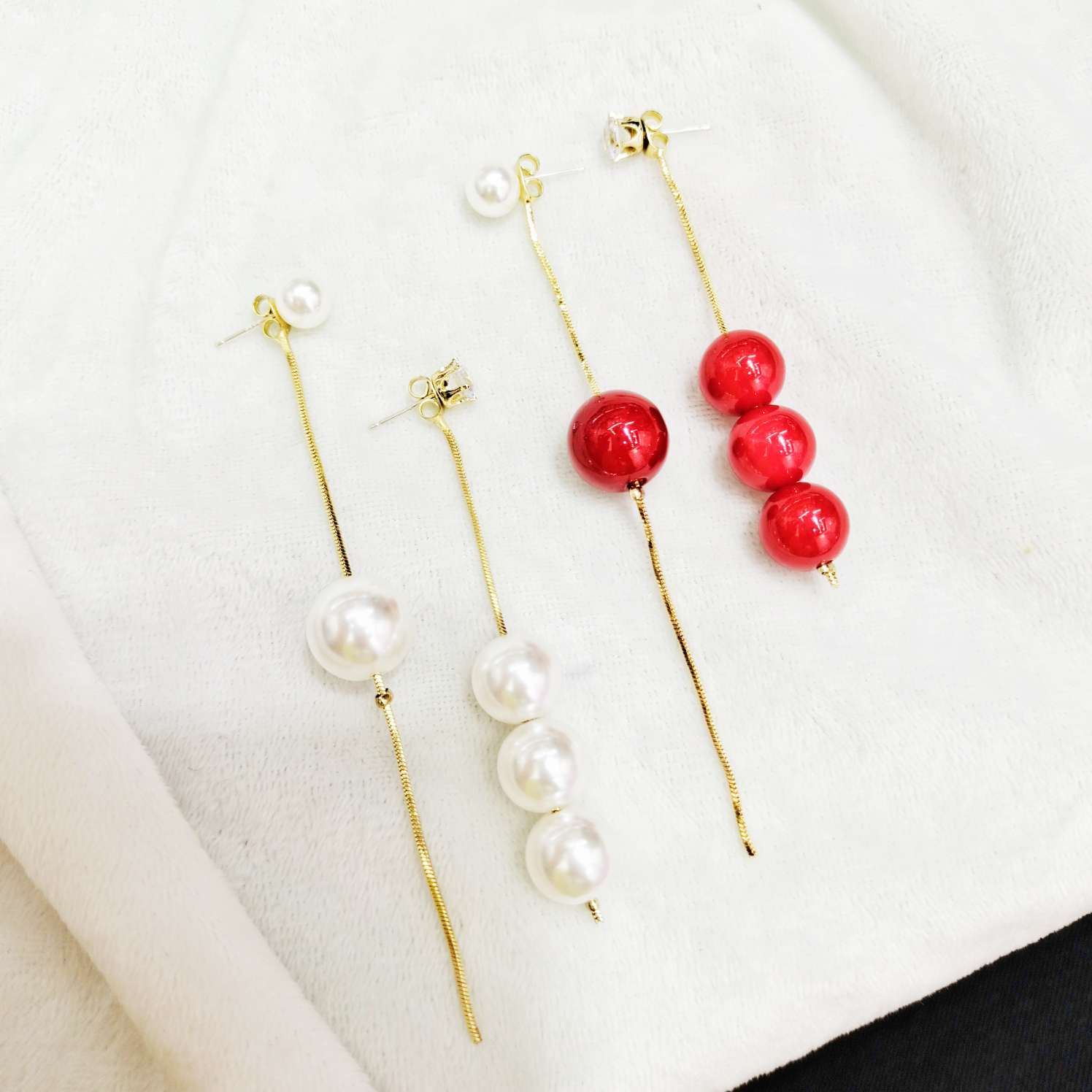 Long asymmetrical earrings Femininity Red imitation pearl earrings Simple stud 925 silver needle earrings