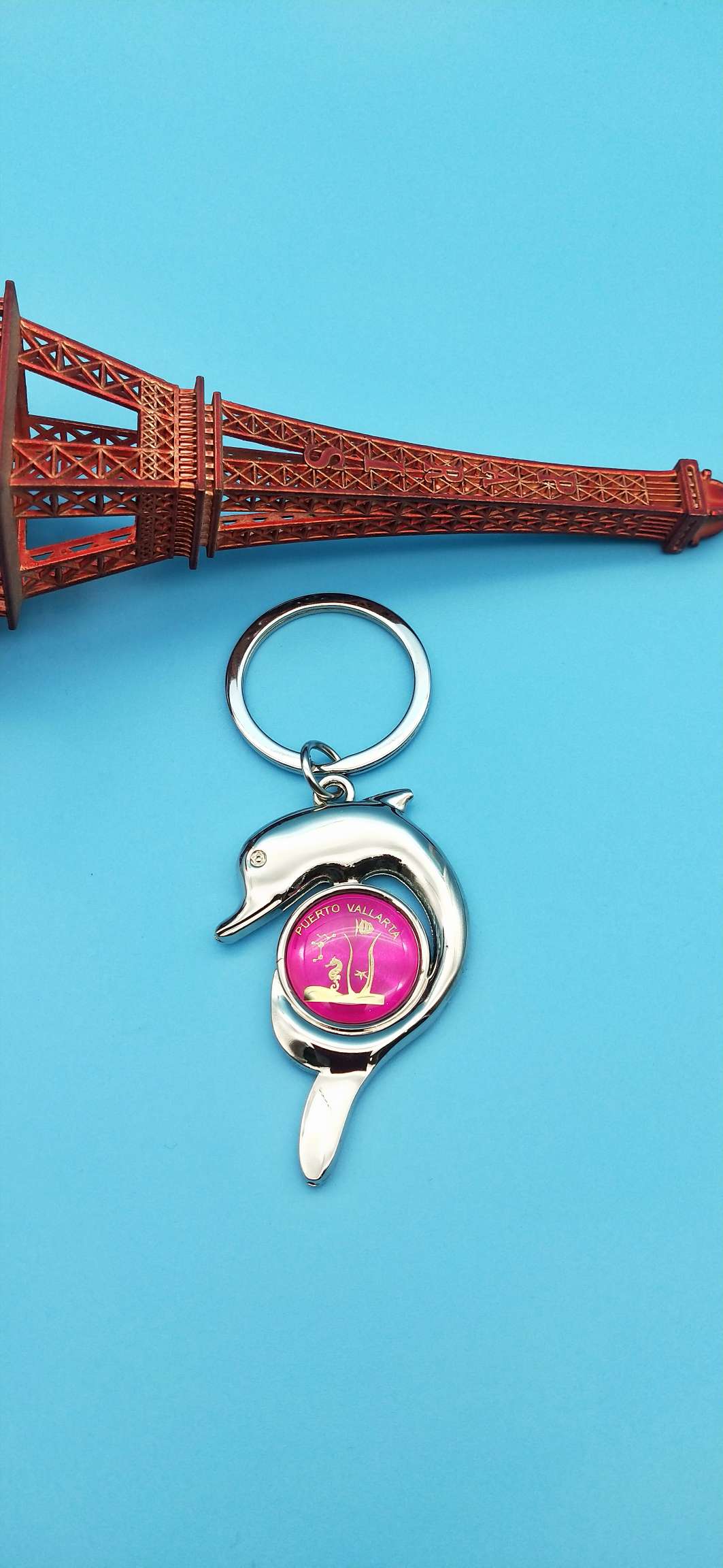 Marine fish-shaped keychain details Picture