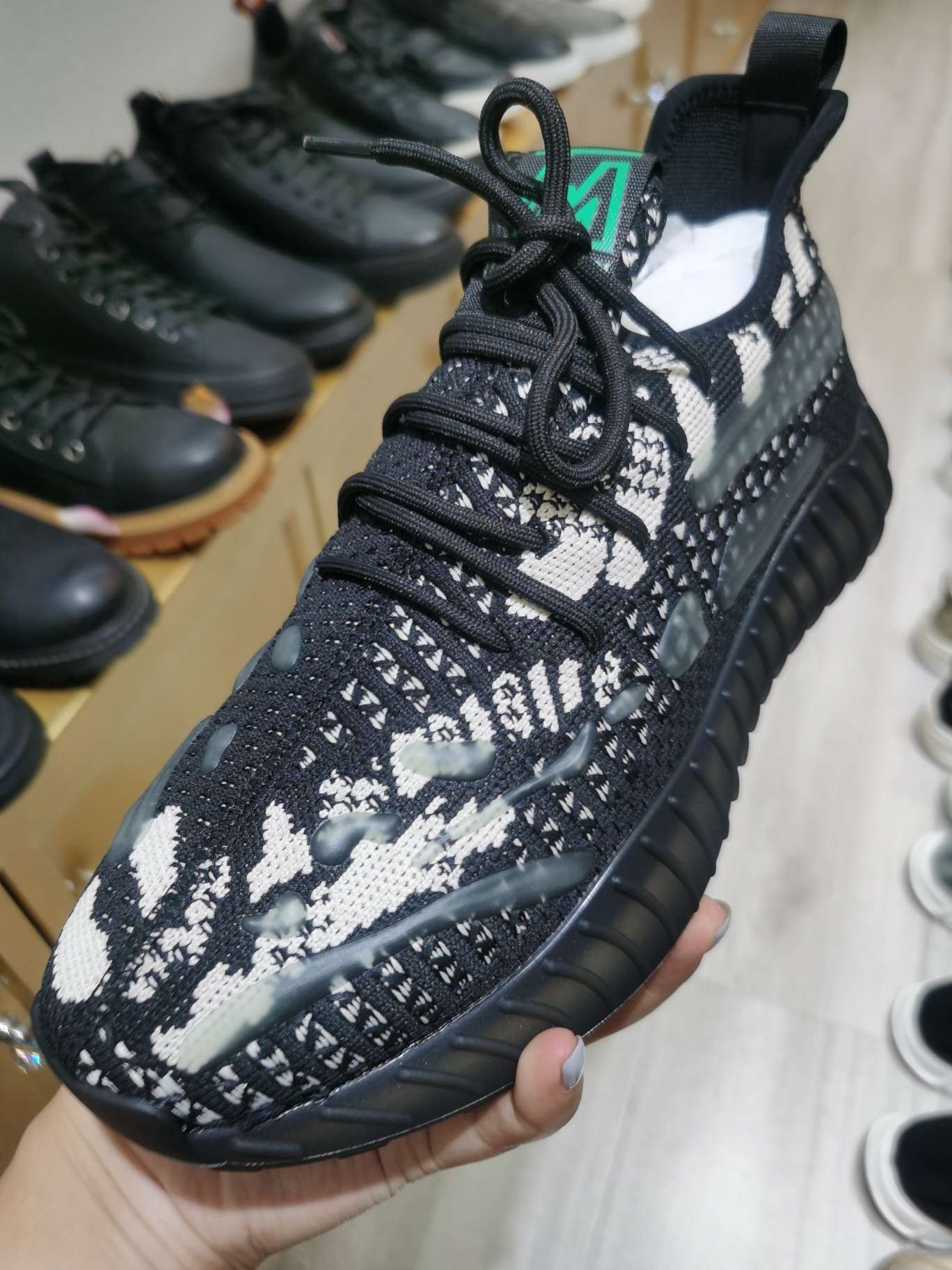 New Thick Bottom Daddy Shoes Mesh Surface Breathable Fashion Casual 50100 Happy Kangaroo New Spring And Summer Trend Sports Shoes Wholesale details Picture