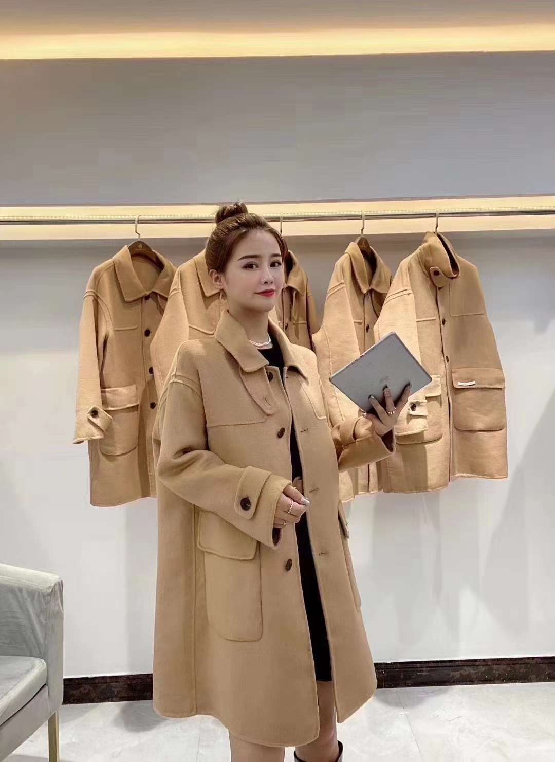 女式羊绒衫实物图