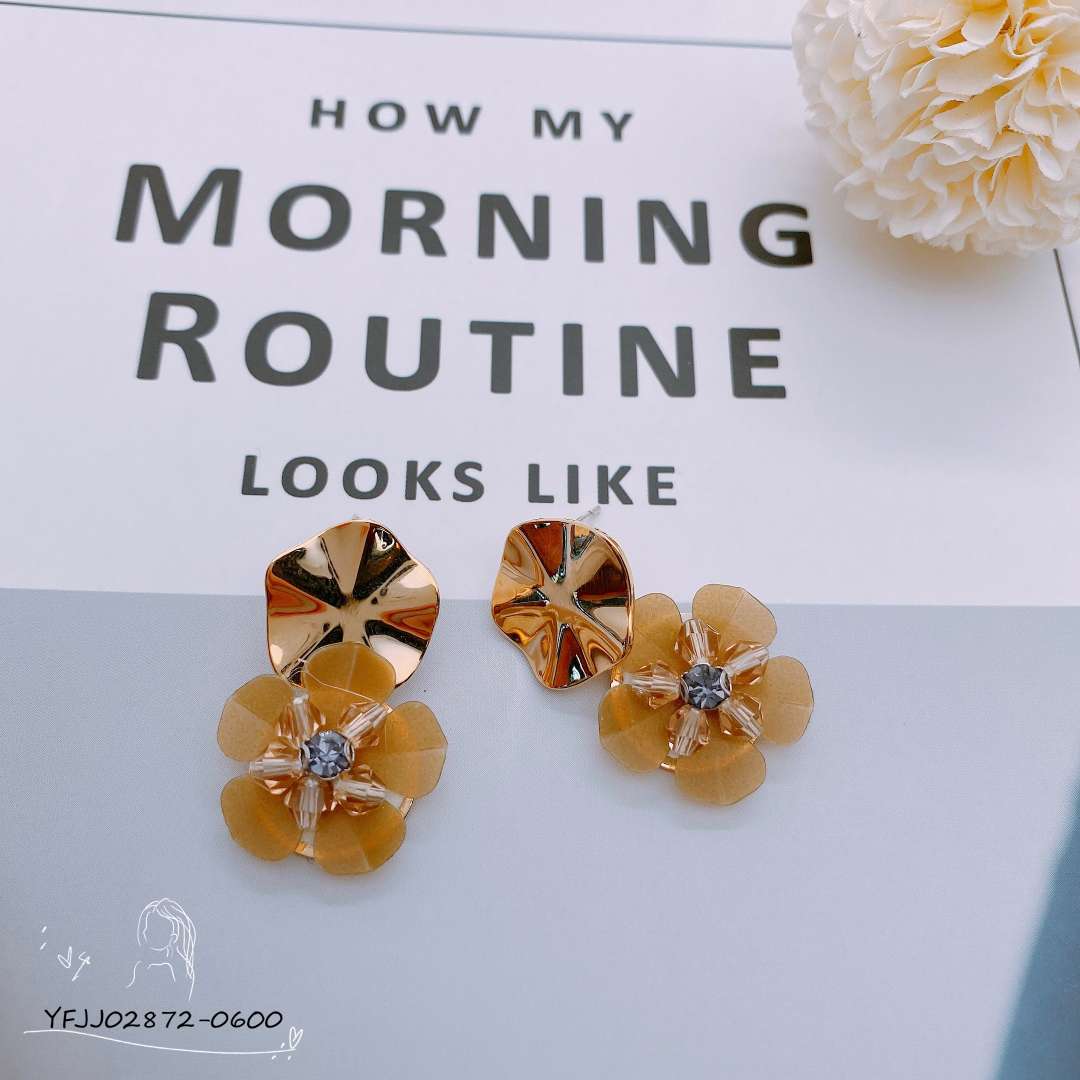 Korean Version Handmade Beaded Fashion Matching Temperament Petal Earrings New Style Specification drawing