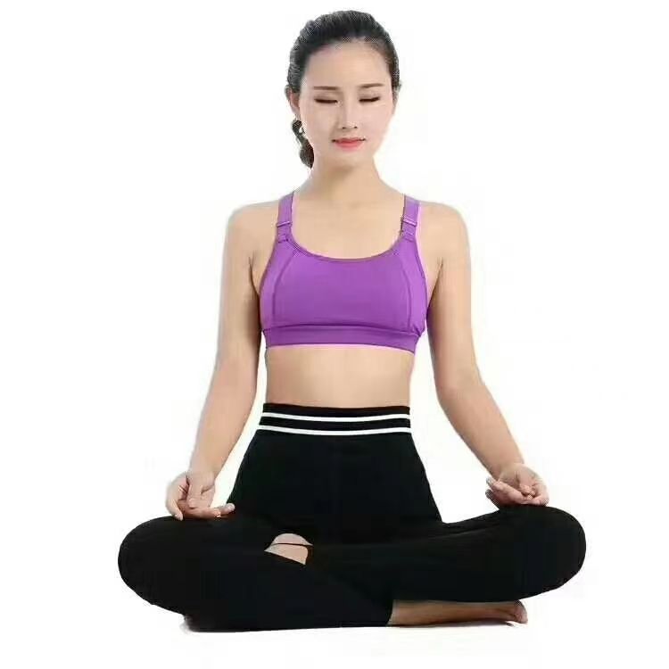 Yoga pants 5 thumbnail