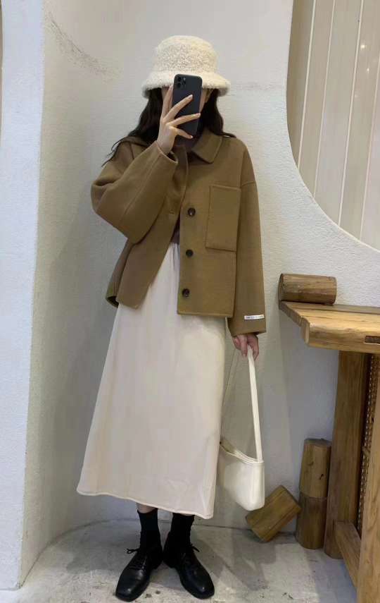 女式羊绒衫实物图
