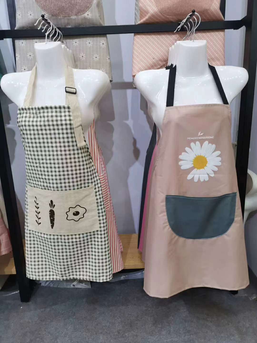 Waterproof and cotton apron... : details Picture