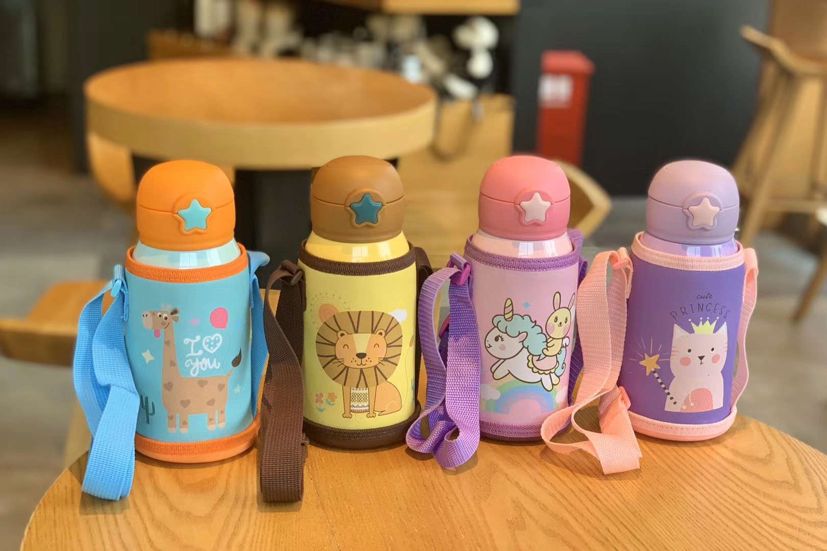 Insulation pot double vacuum stainless steel children's insulation cup double cover cartoon animal picture 500ml with cloth cover thumbnail
