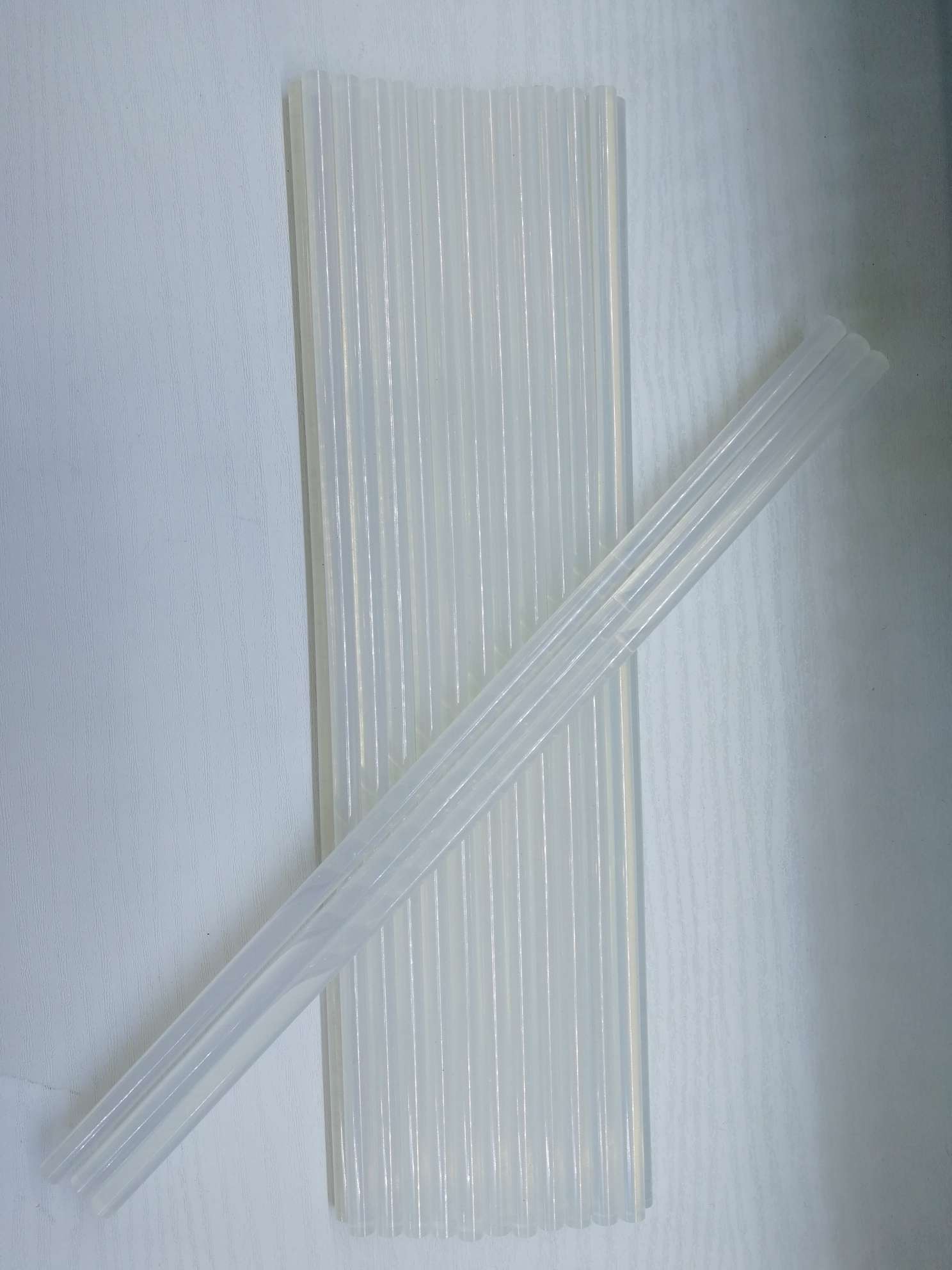 热熔胶棒 细棒 型号A6s 长度30cm 透明色