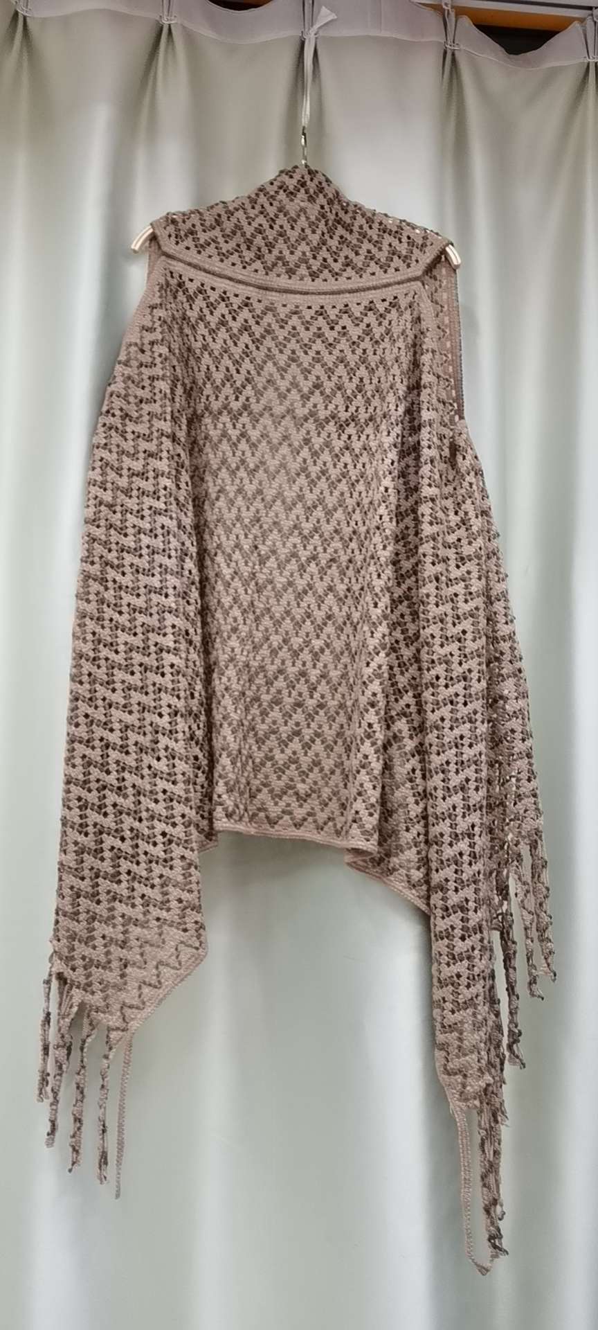 Knitted cardigan, women's shawl coat, women's fringed sweater outerwear Specification image