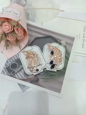 Brooch female Korean version fixed clothes vintage corsage upscale accessories cardigan sweater coat anti - flash pin thumbnail