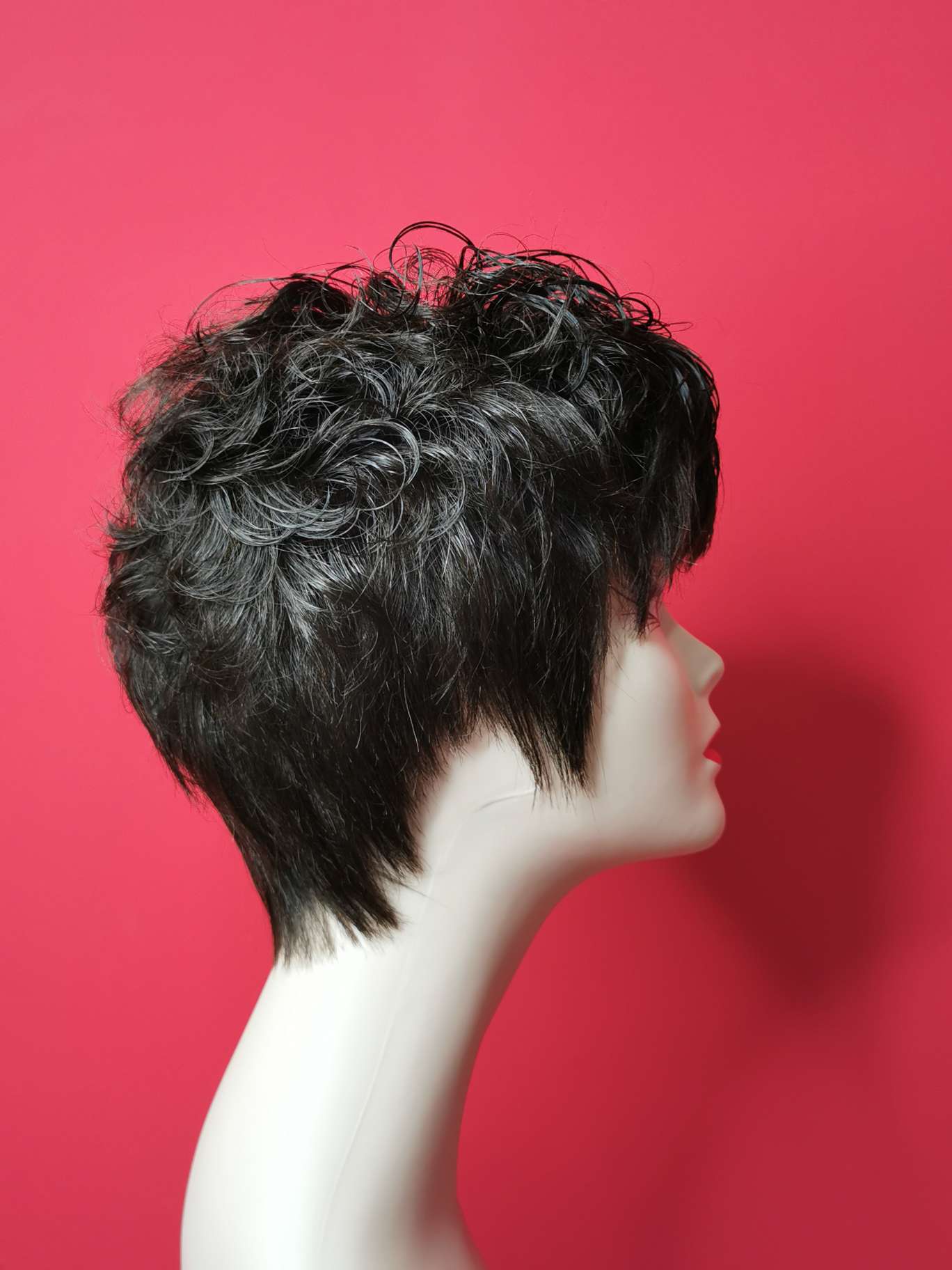 100% hand-knitted real human hair, ladies' headwear mom style, curly hair undefined