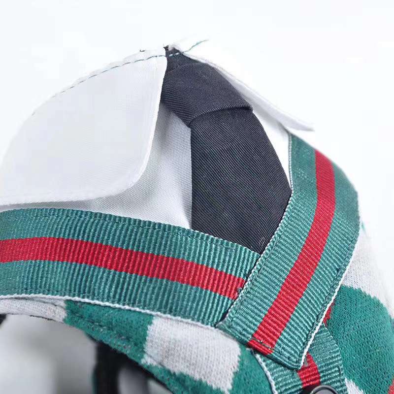 狗狗服装实物图