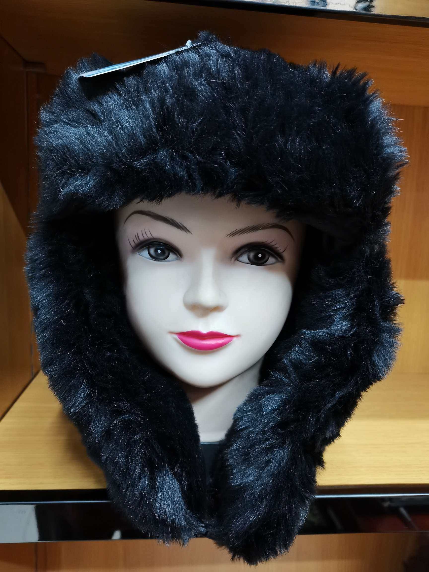 Realistic woolen Lei Feng hat, fashionable plush hat, ear protectors, cycling hat, snow hat Specification drawing