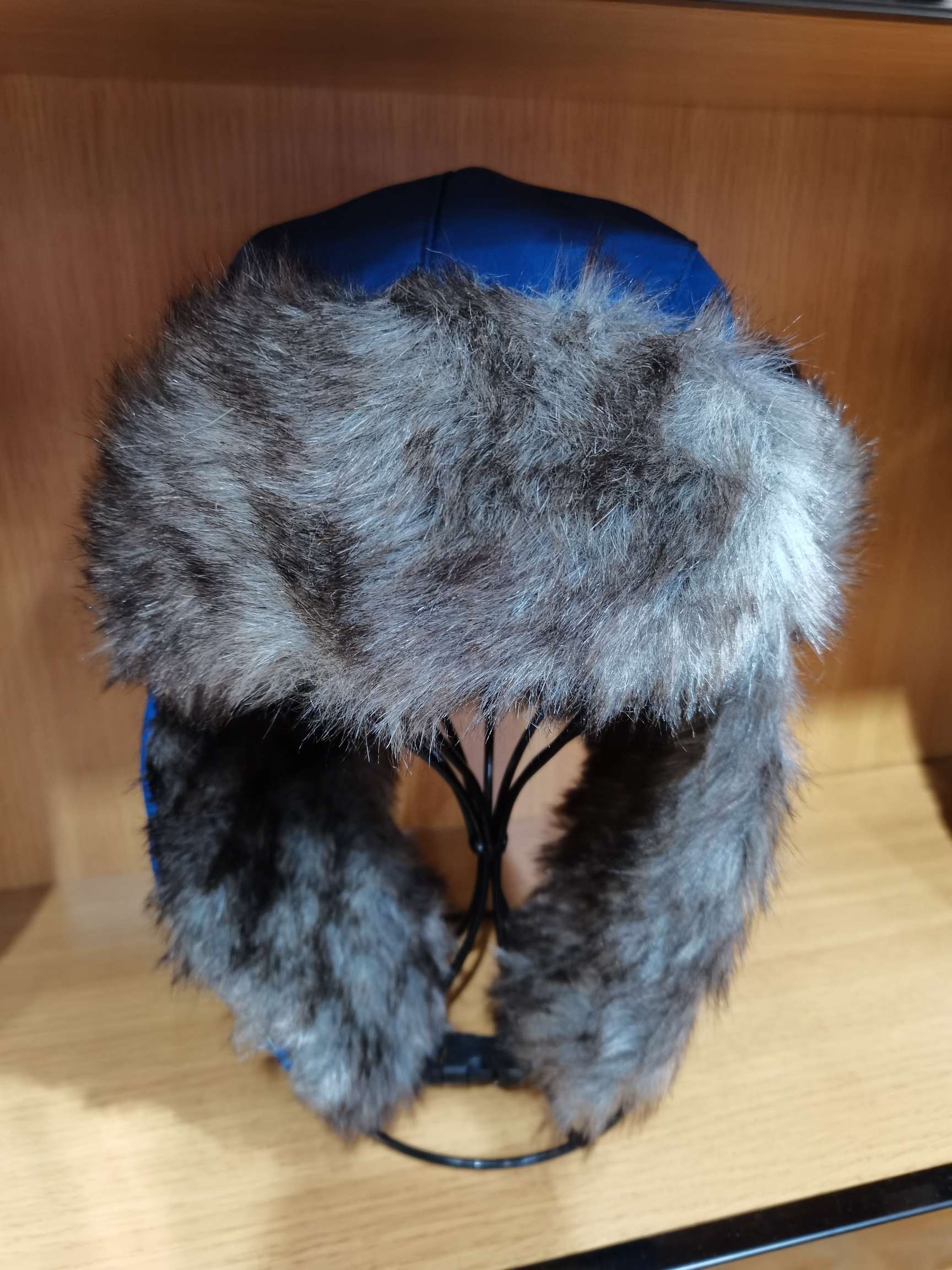 Children's hats, Lei Feng hats, ear protectors, snow and wind hats, Northeast hats, winter details Picture