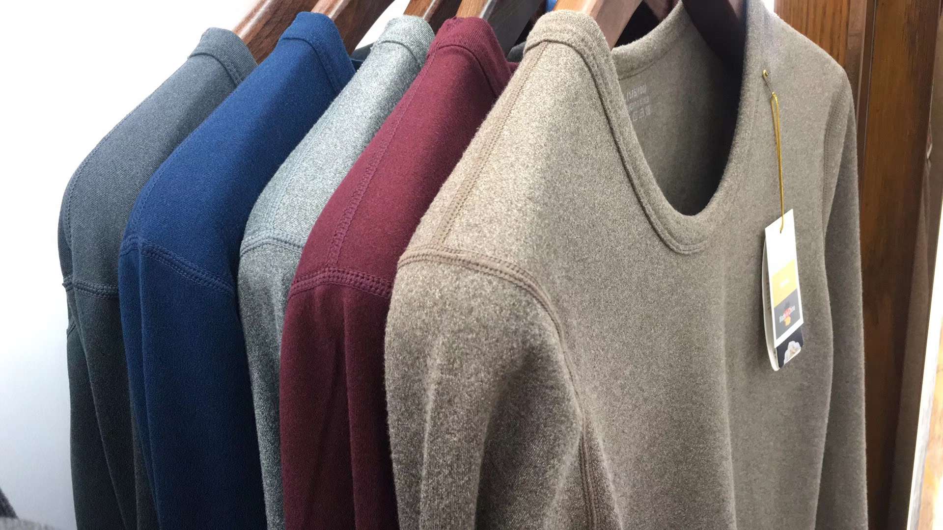 brown thumbnail