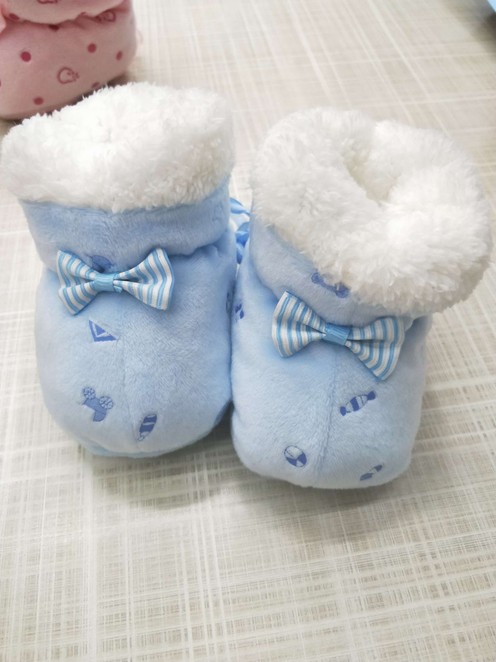 婴儿鞋