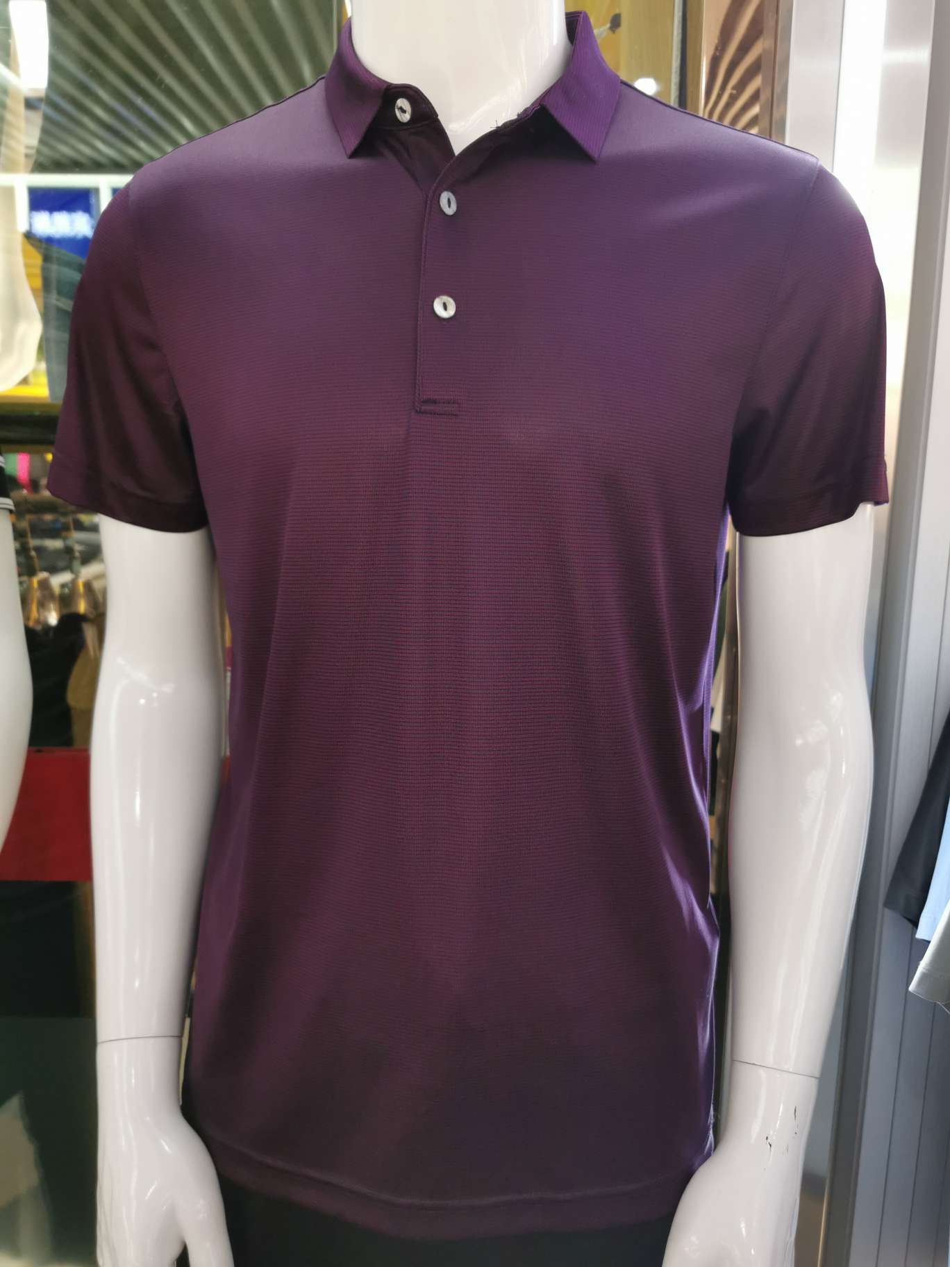 T-shirt 4